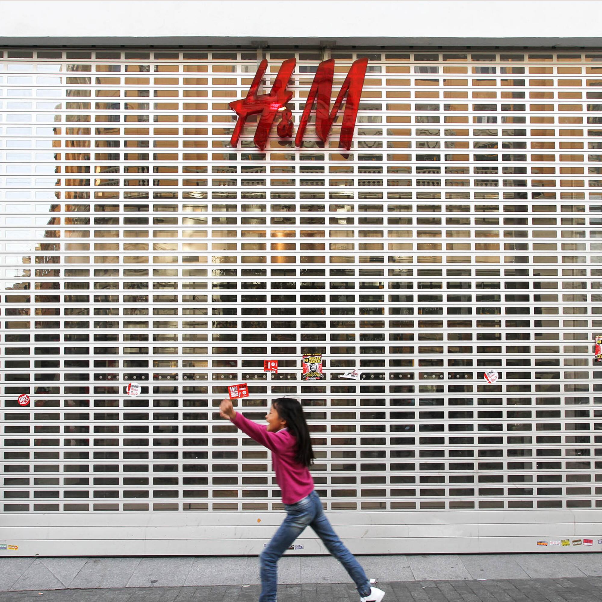 H&M tienda de ropa cerrada huelga general