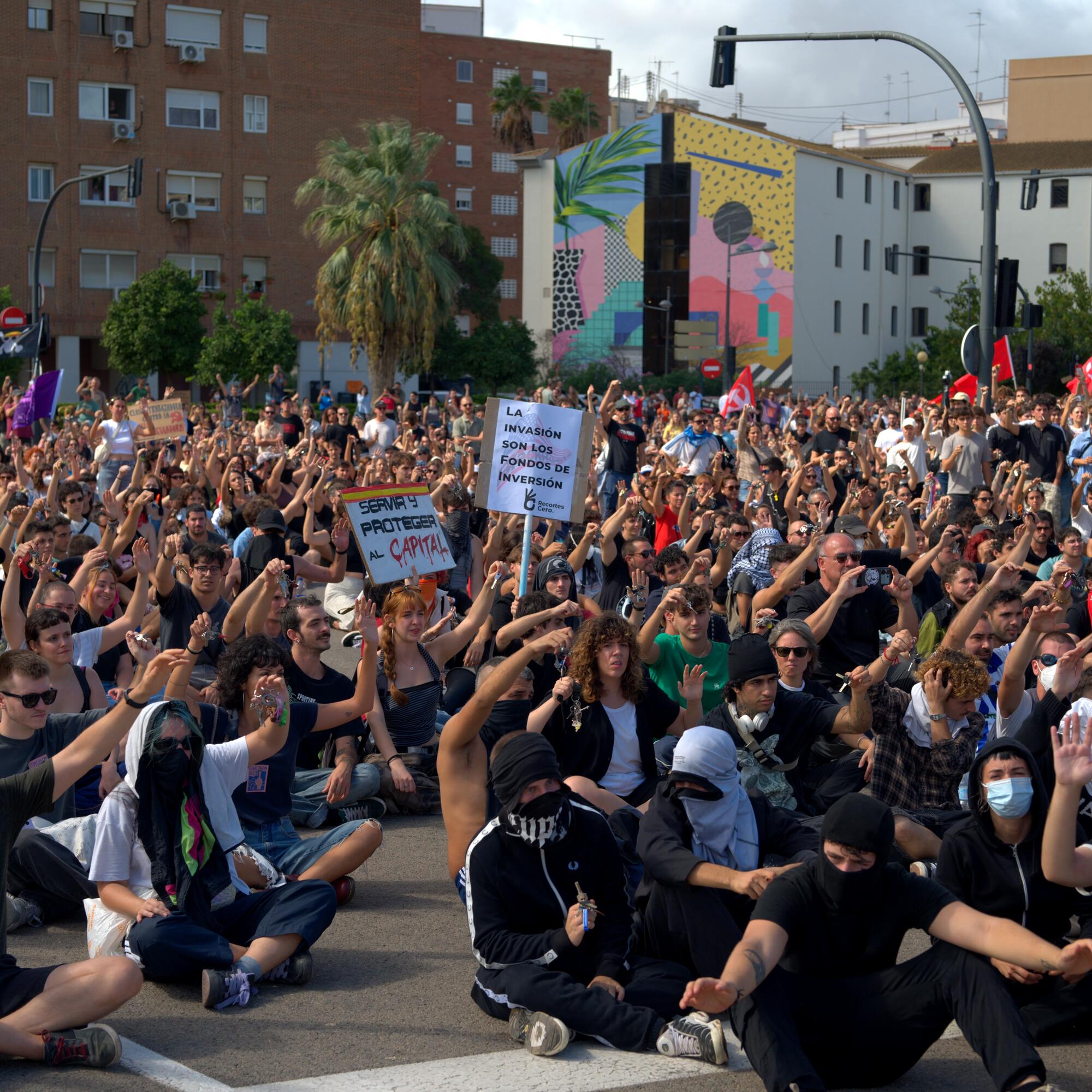sentada mani valencia 3 oct26