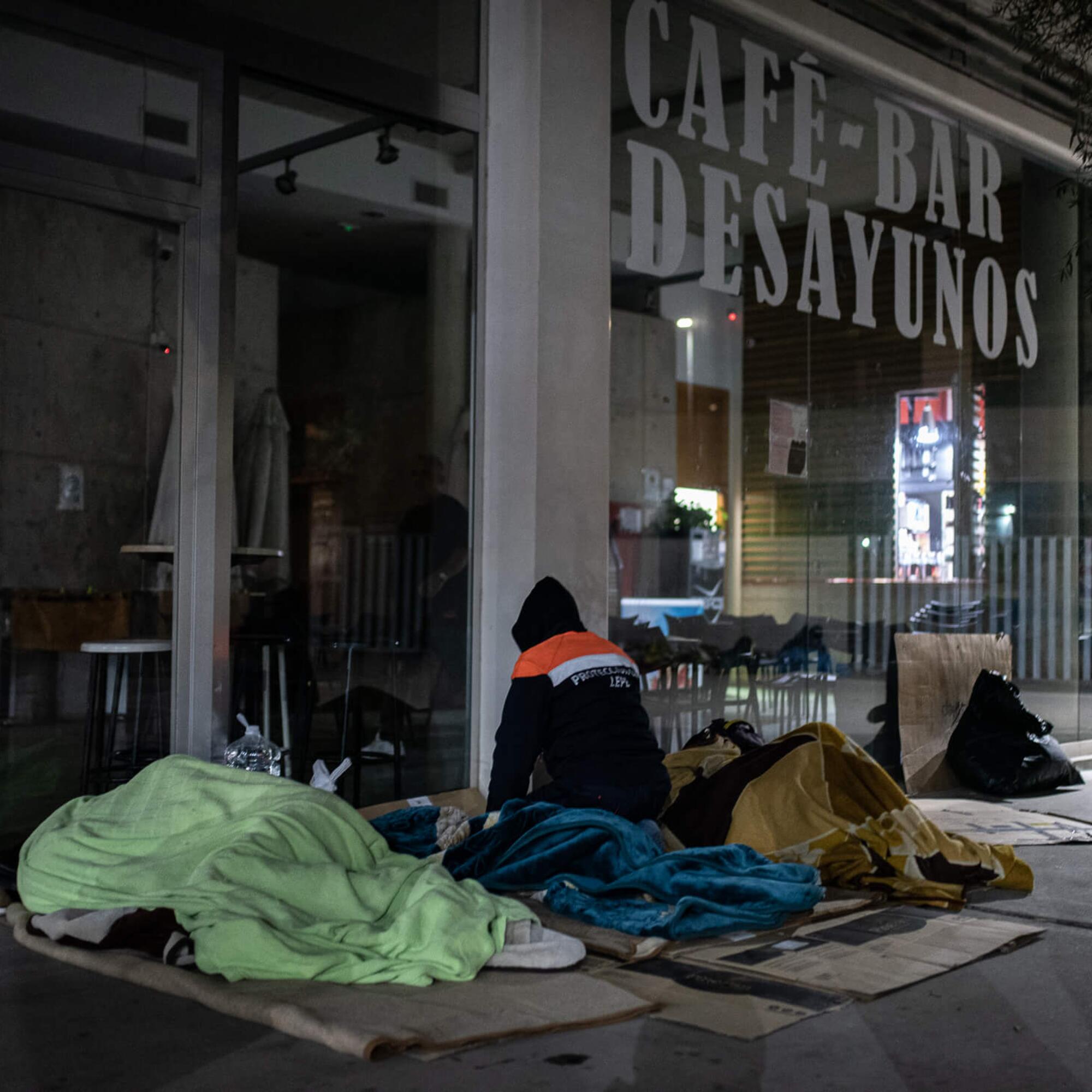 Temporeros sin alternativa habitacional Lepe 01