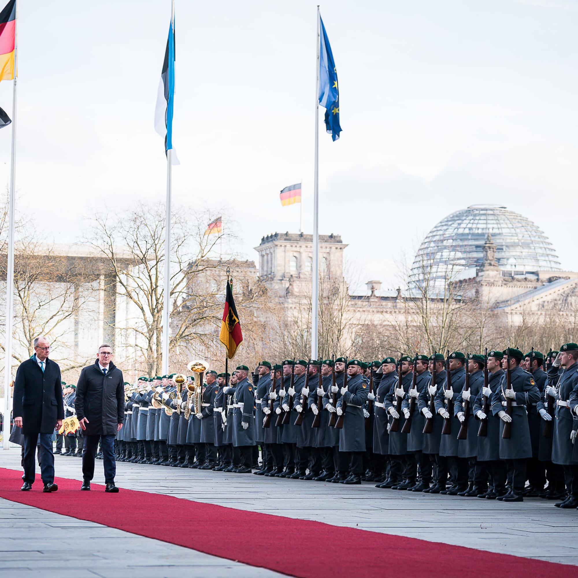 Friedrich Merz ejército