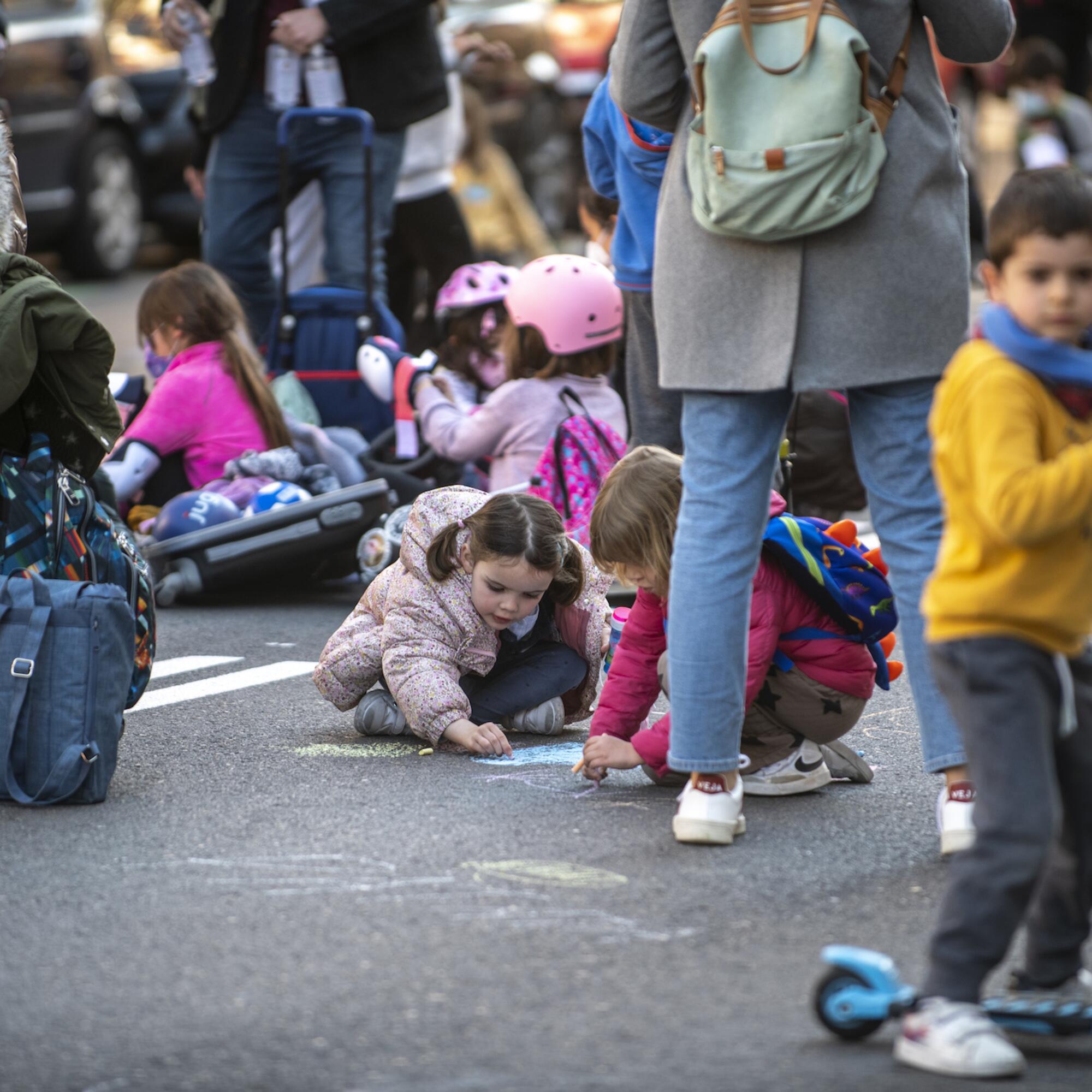 Colegios revuelta contra los coches - 12