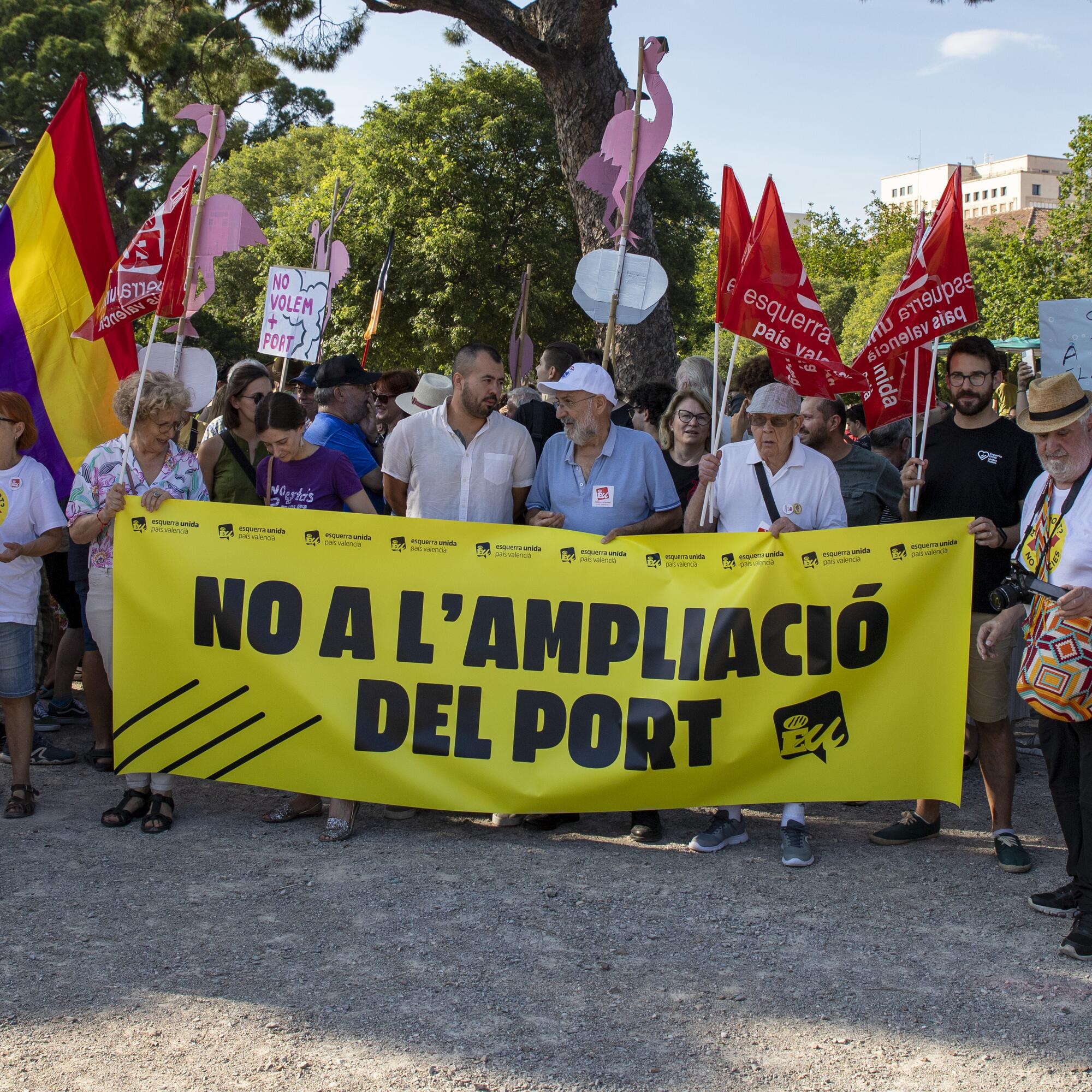 Manifestación contra la ampliación puerto de València - 5