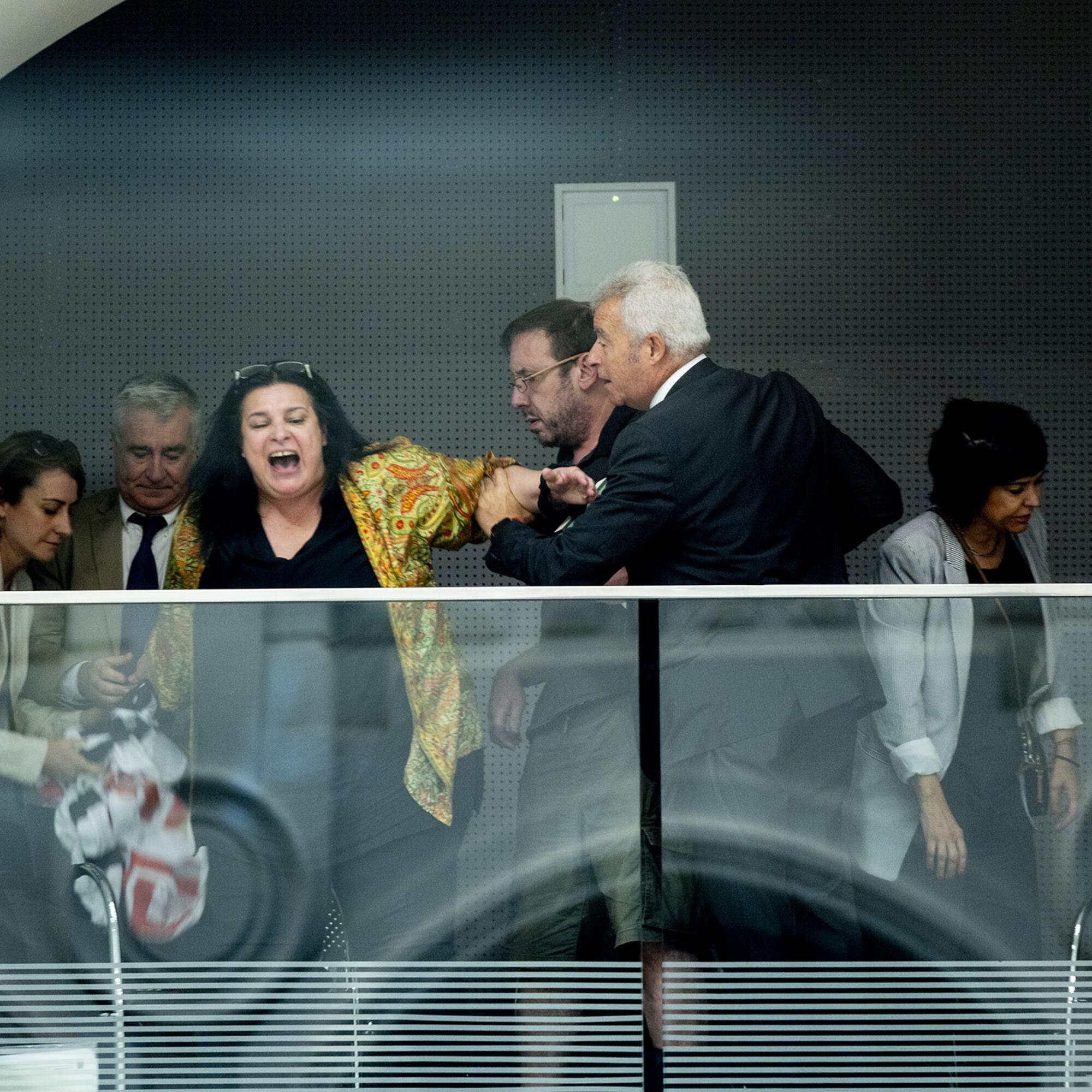 Acción Sindicato Inquilinas pleno del Ayuntamiento Madrid - 1