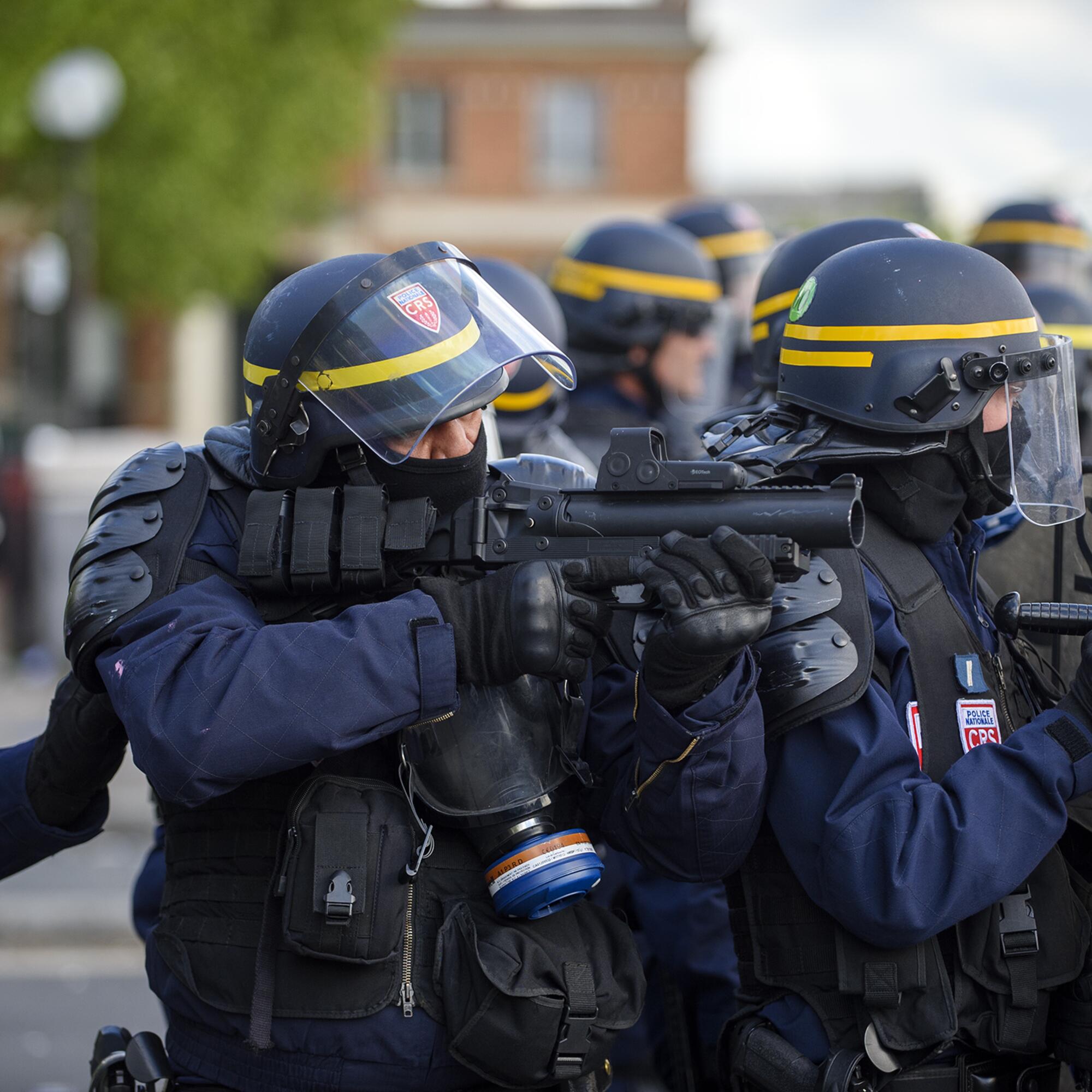Policía Francia - 3