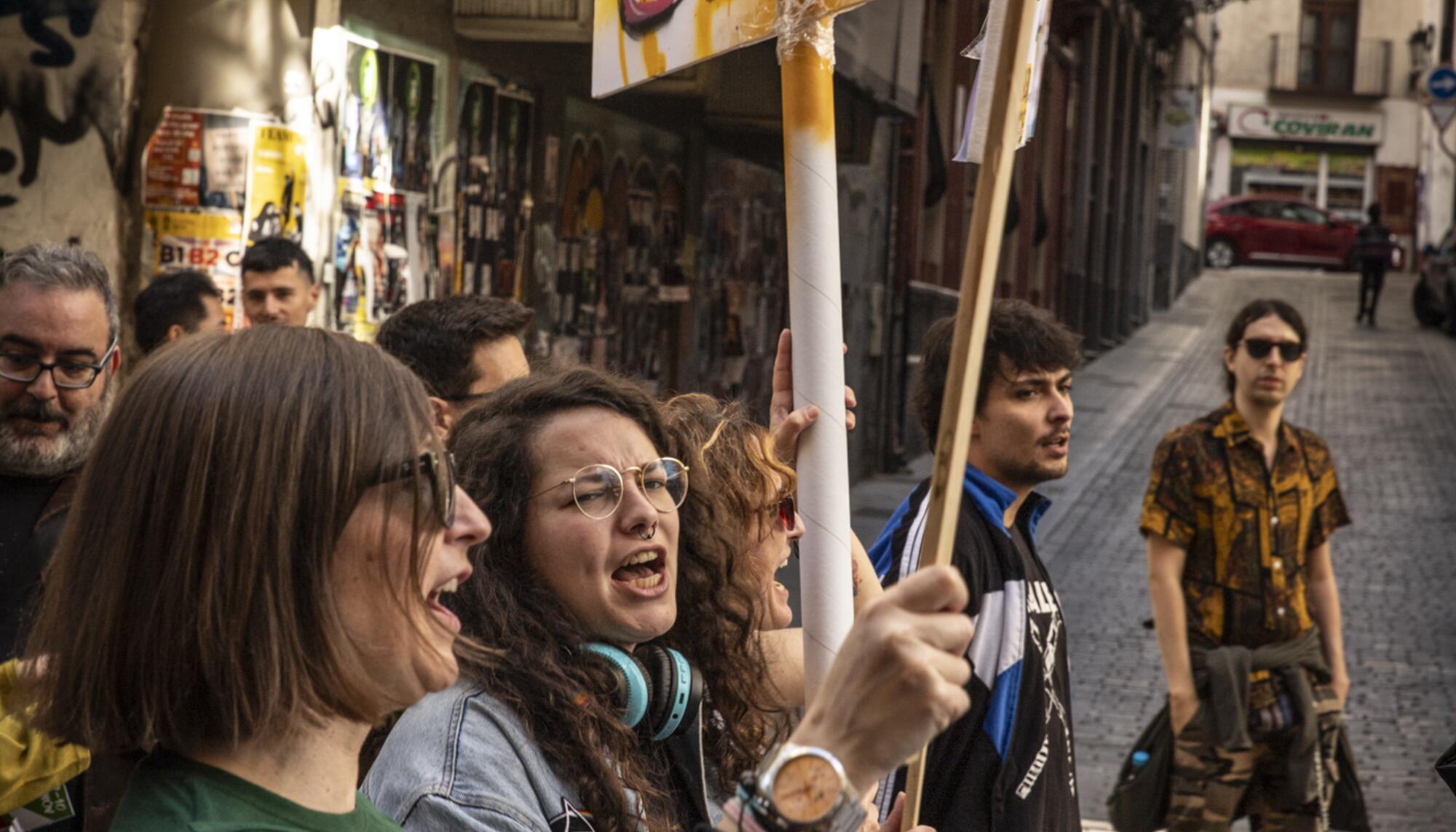 Manifestación contra el negocio especulativo de la vivienda - 5