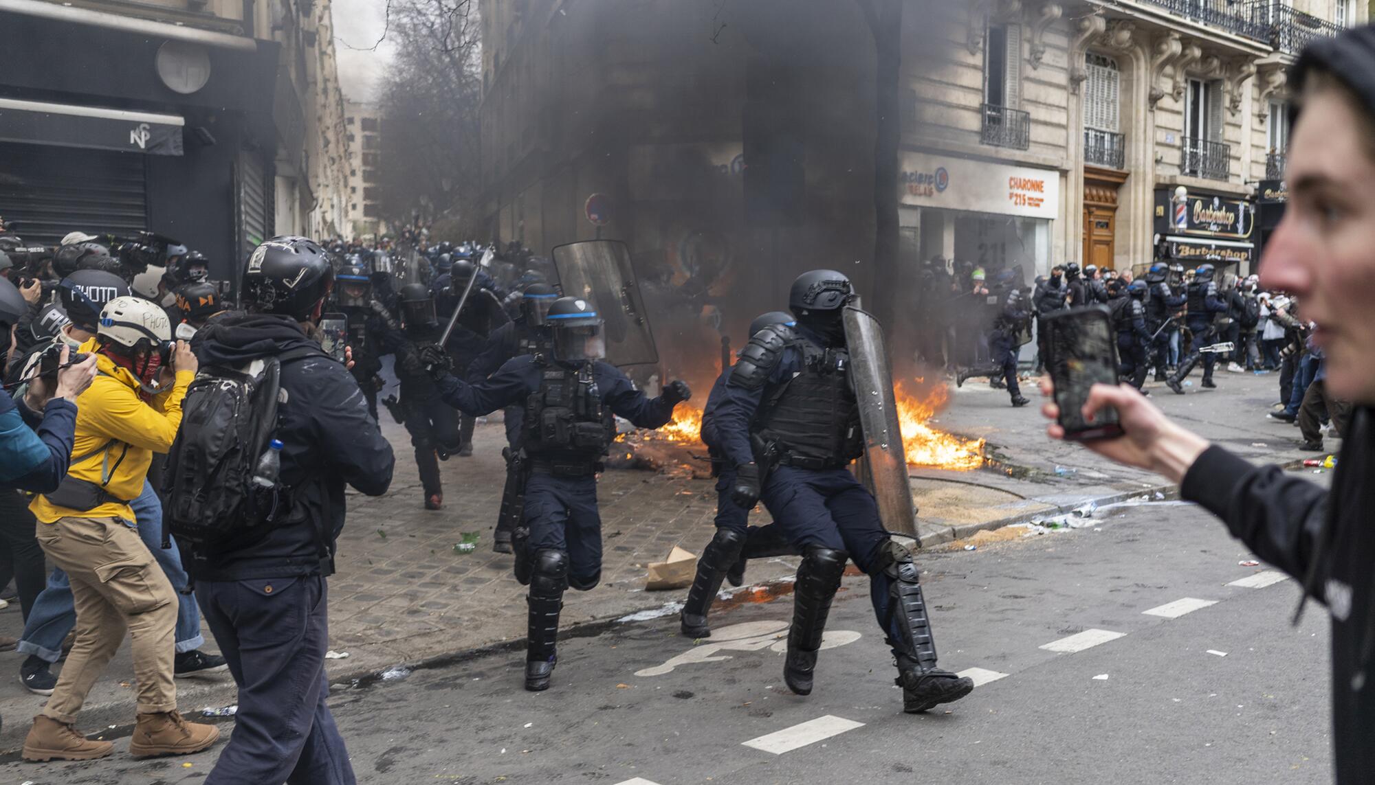 Movilizaciones en París contra la reforma de las jubilaciones - 9