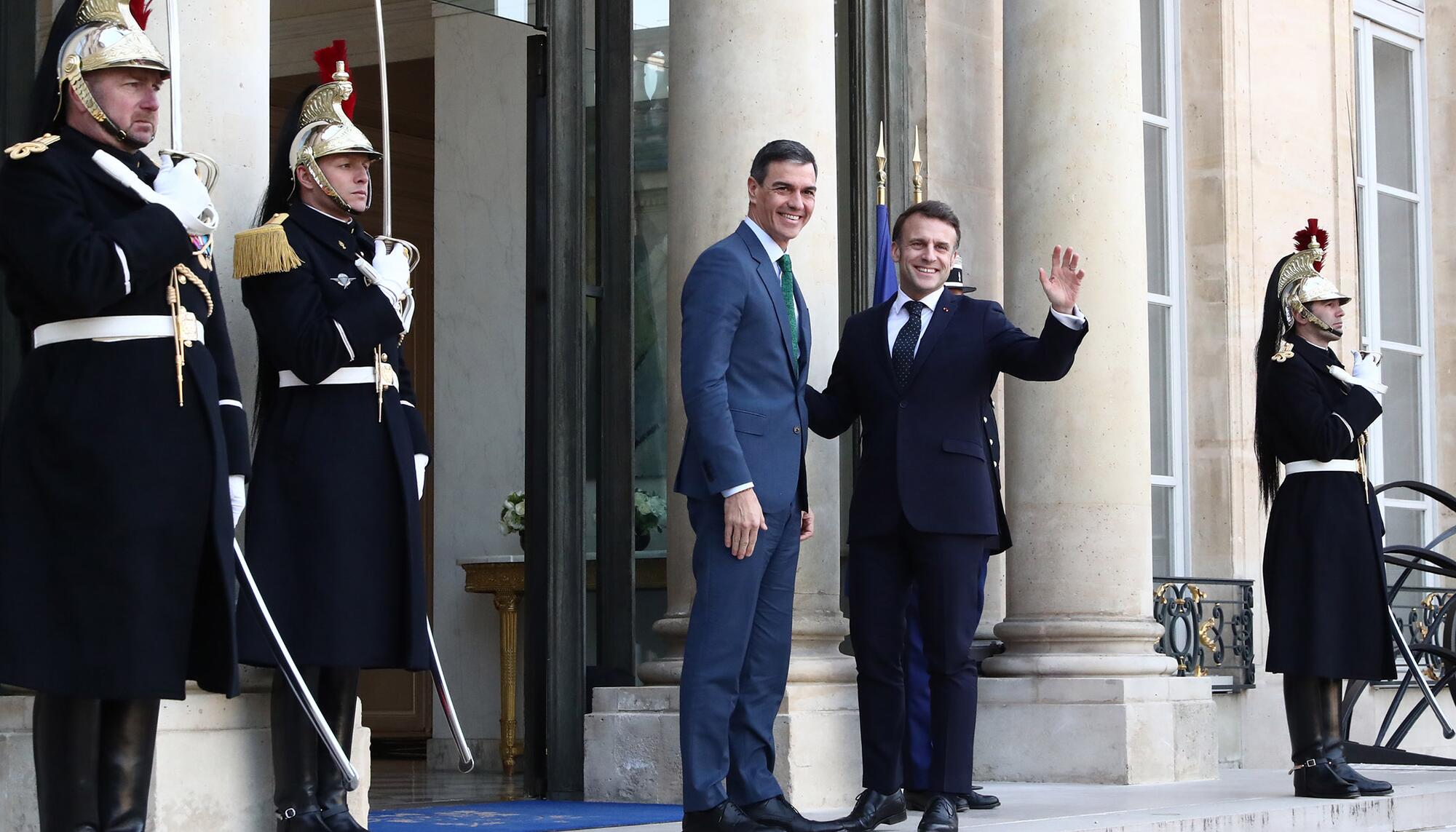 Pedro Sánchez reunión París Ucrania 2