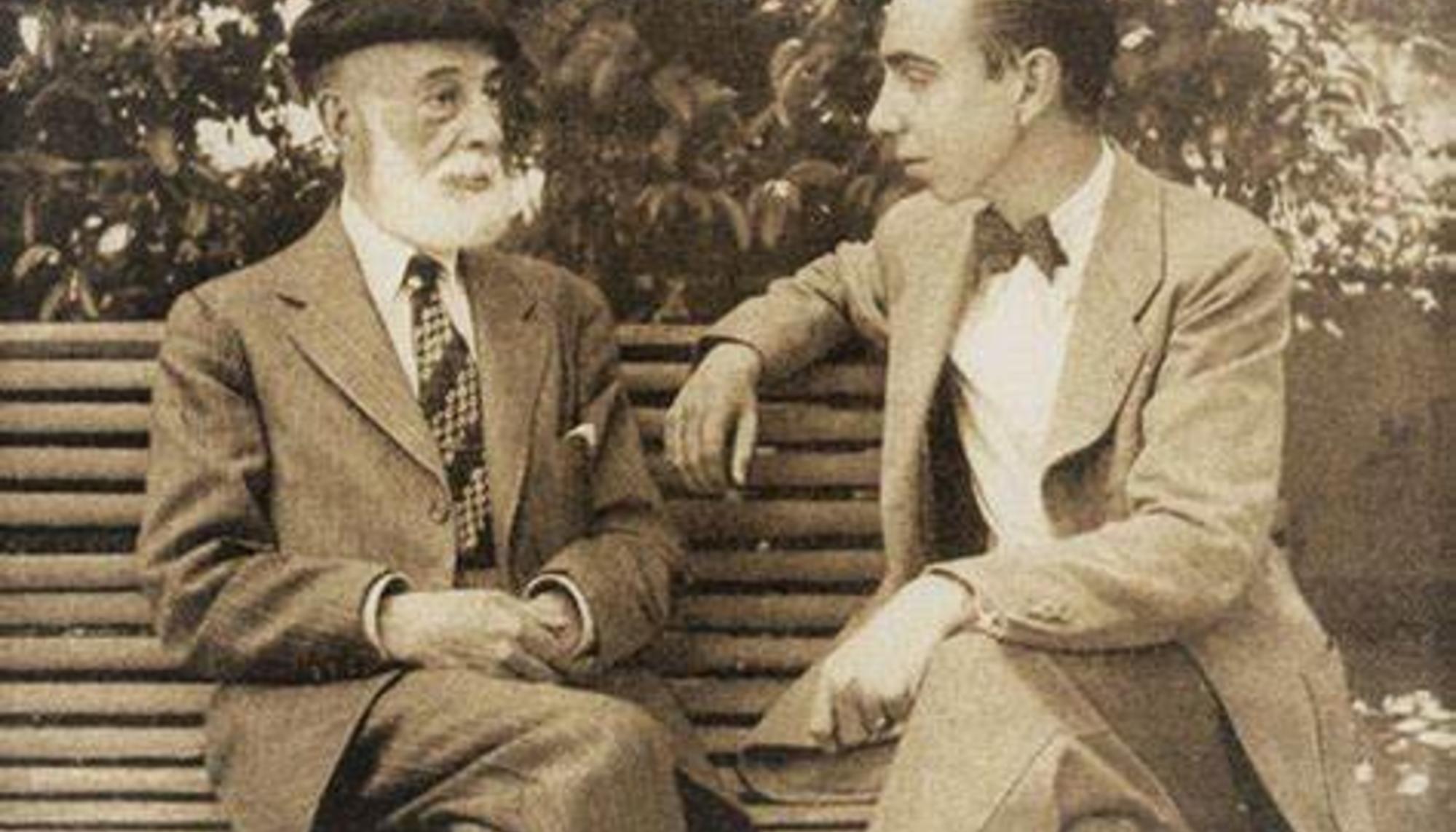 Zazoya, con boina, en Barcelona en 1938