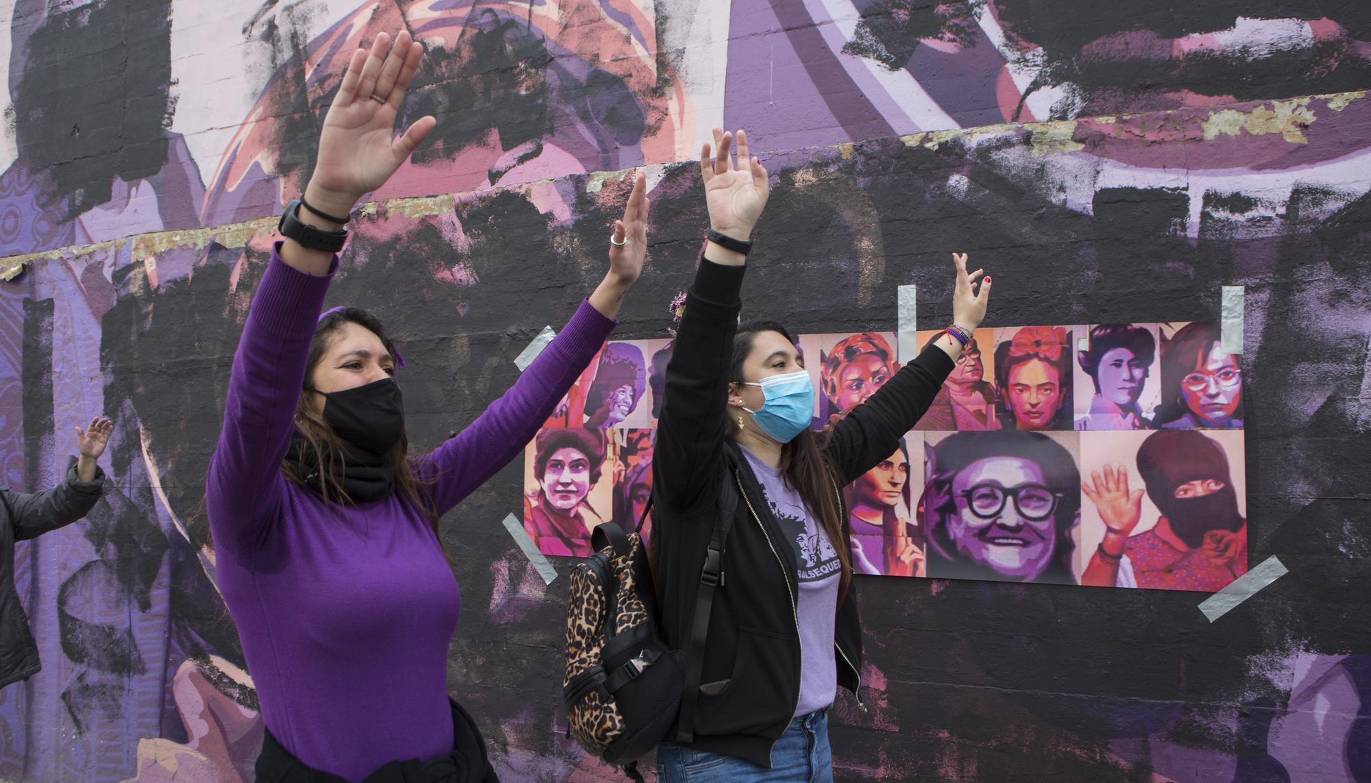 concentración frente al mural feminista vandalizado el 8M en Madrid - 2