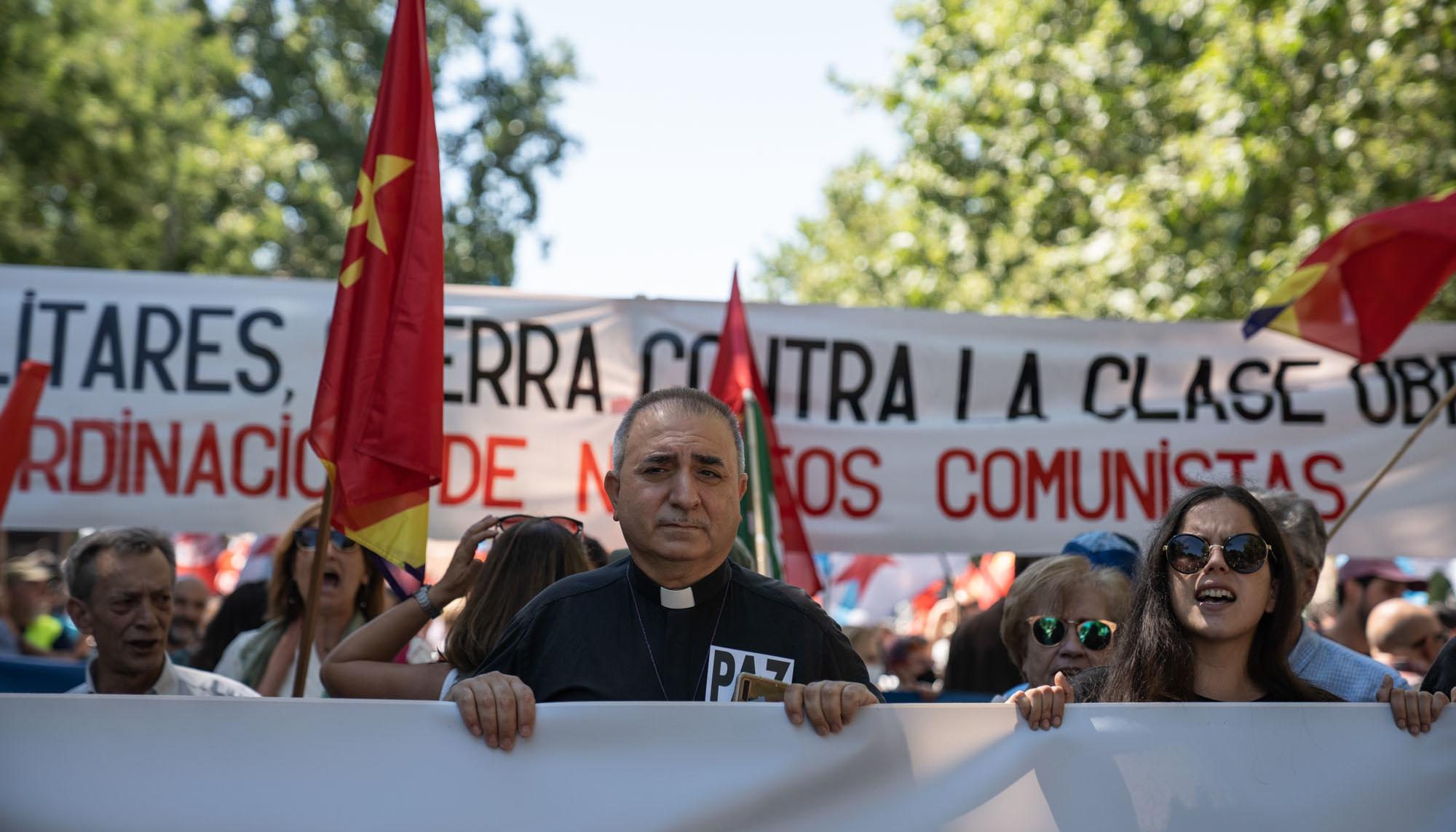 Manifestación contra la cumbre de la OTAN en Madrid - 6