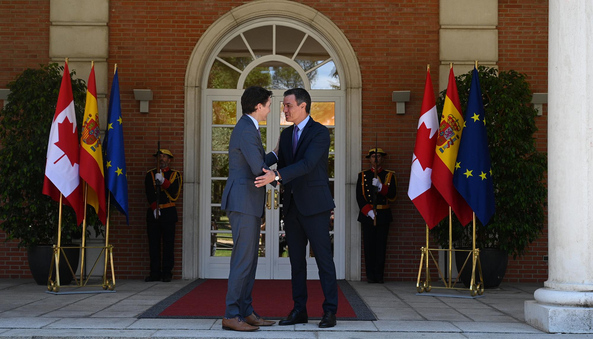 El presidente del Gobierno, Pedro Sánchez, y el primer ministro de Canadá, Justin Trudeau - 1