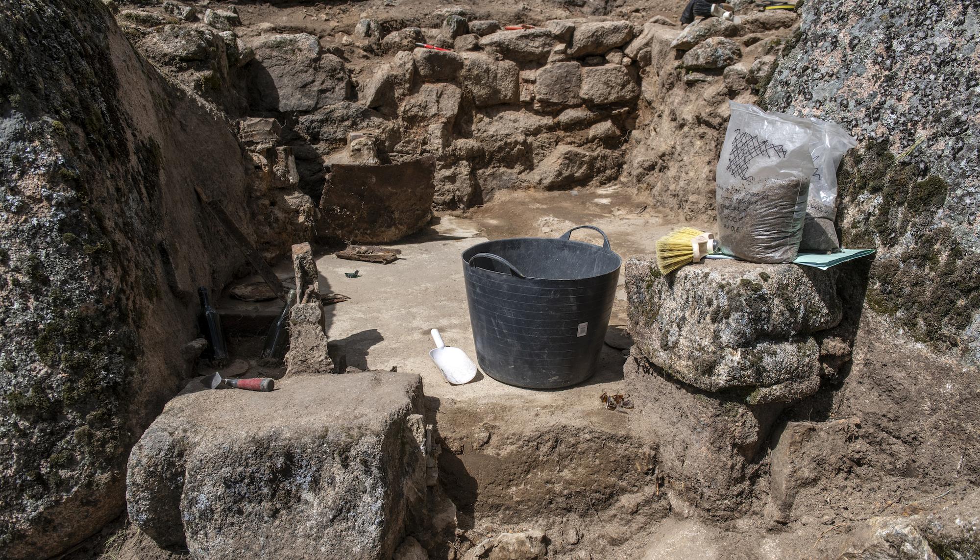 Proyecto arqueológico del Valle de los Caídos. Los campos de trabajo. - 2