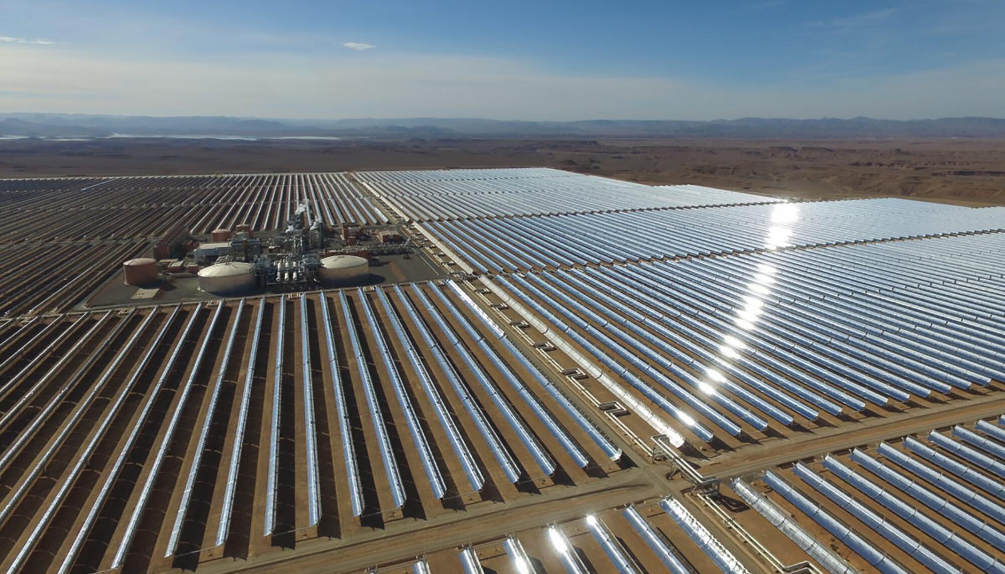 Planta híbrida de energía solar de Marruecos ouarzazate