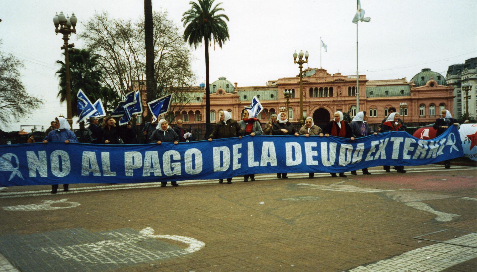 Madres Plaza de Mayo deuda no pago