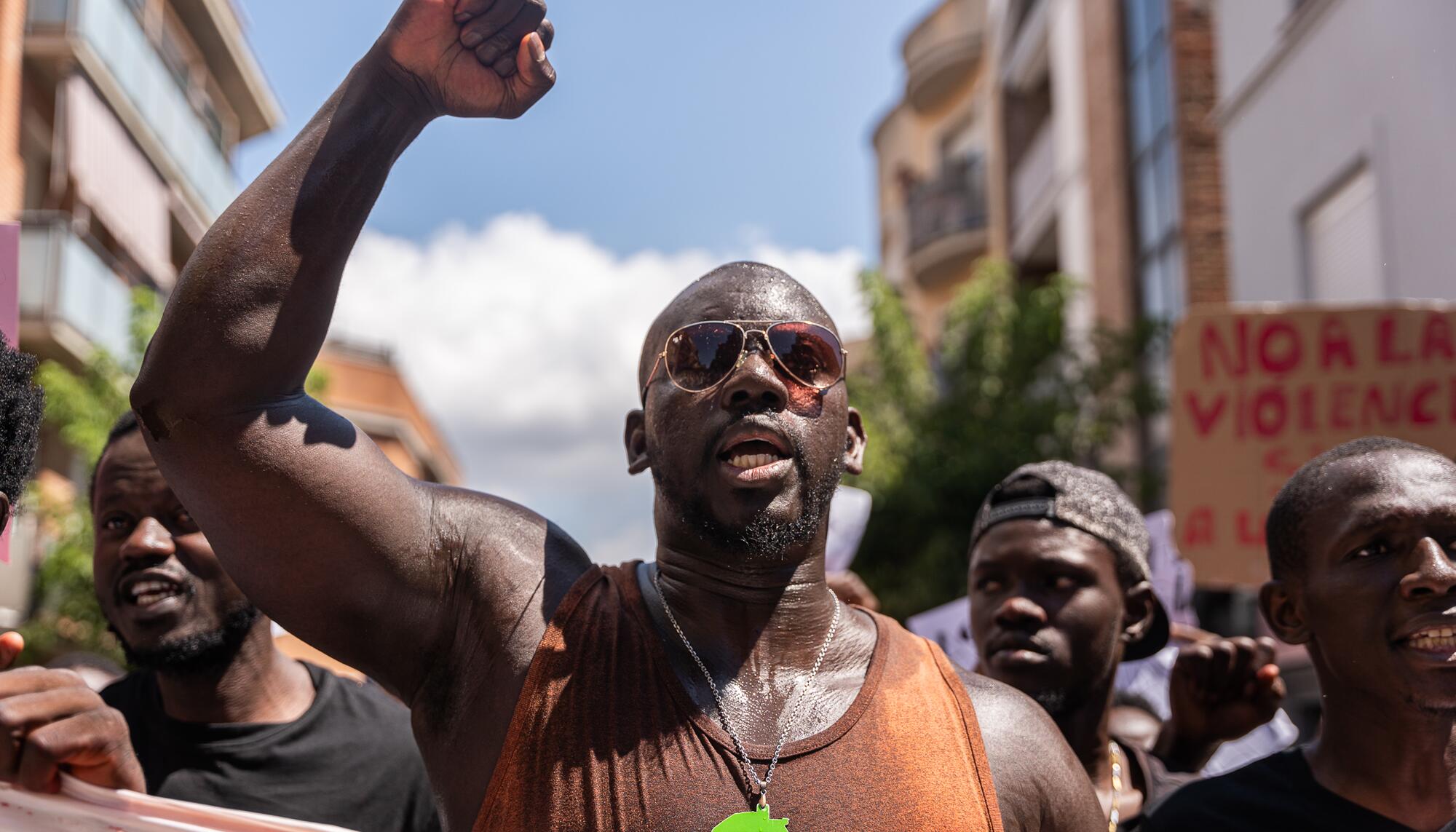 Manifestación Montornés por muerte de Mahamedi  - 11
