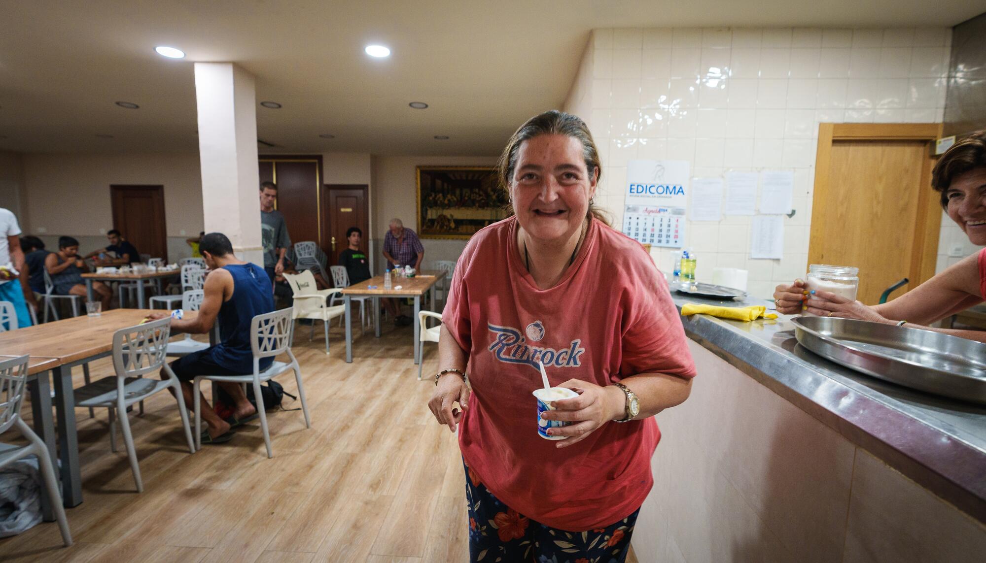 Refugio climático para las personas sin hogar de Granada en agosto.