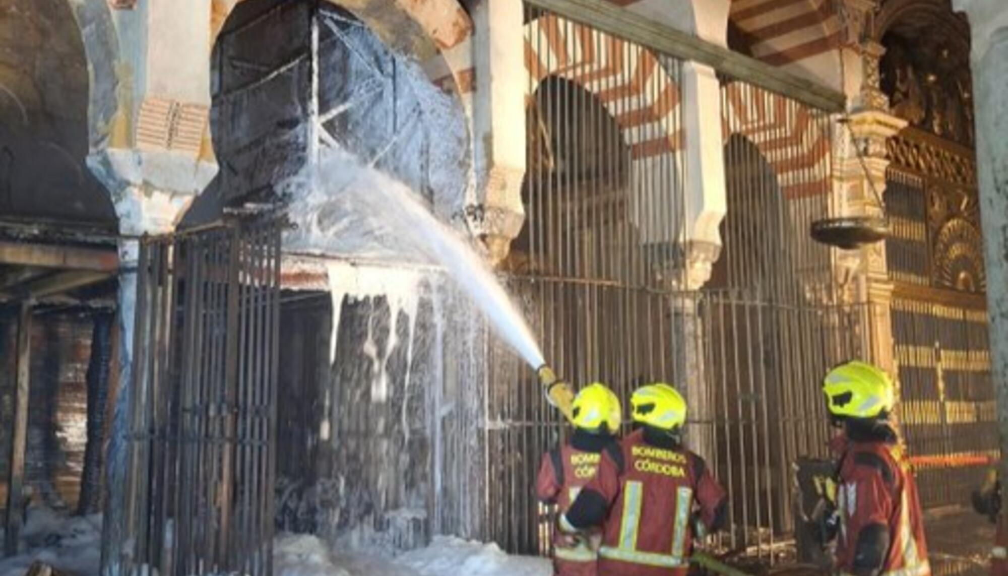 Incendio Mezquita