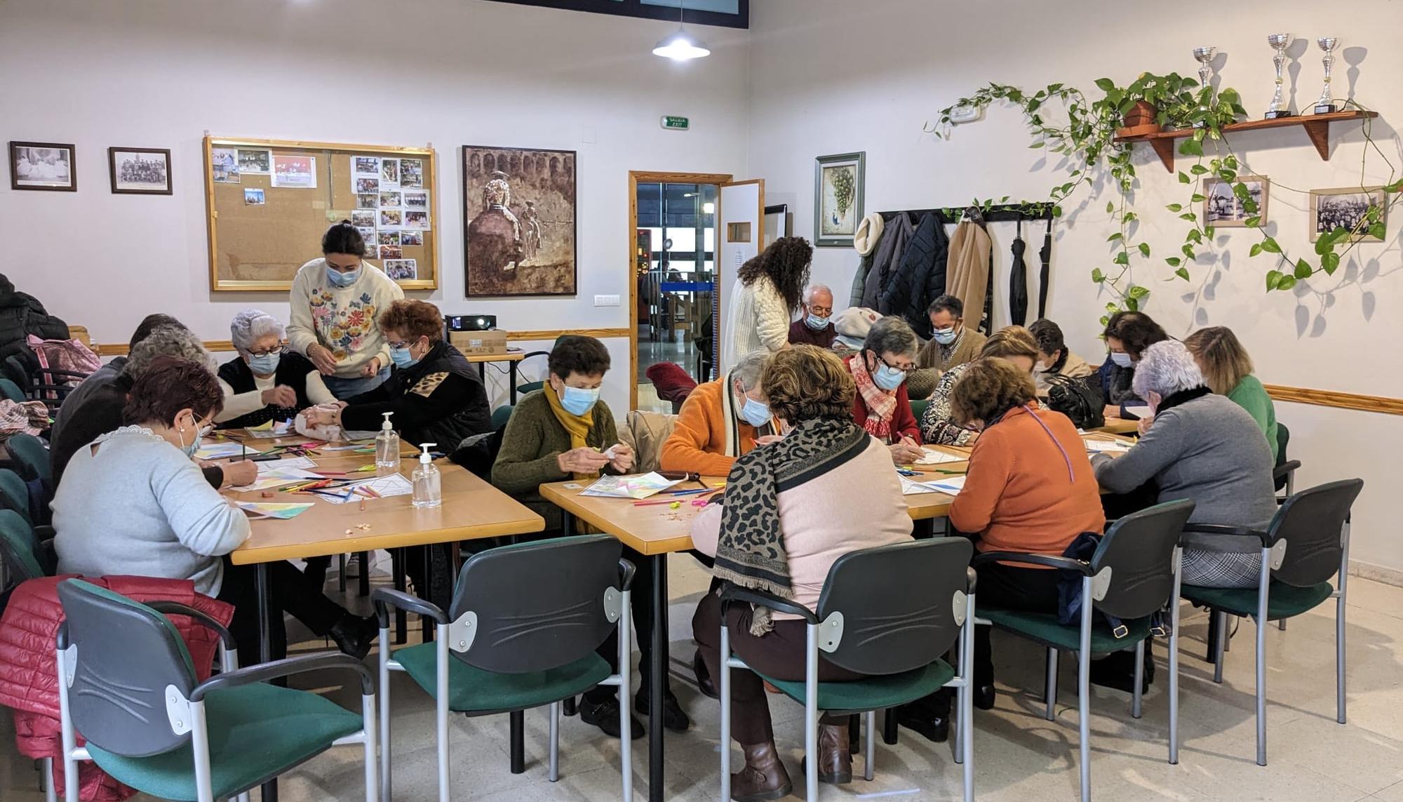 Proyecto de estimulación cognitiva en el Hogar de Mayores “Mari Sousa” de Jerez de los Caballeros