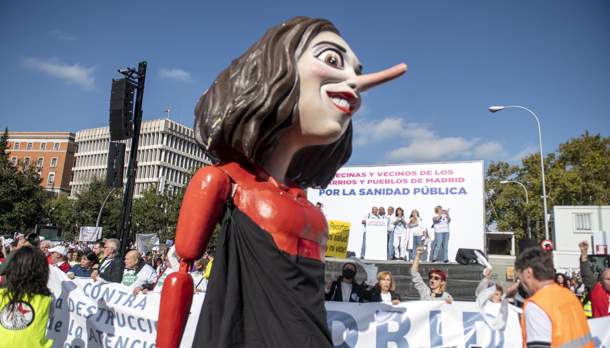 Manifestación por la Sanidad Pública en Madrid - 22