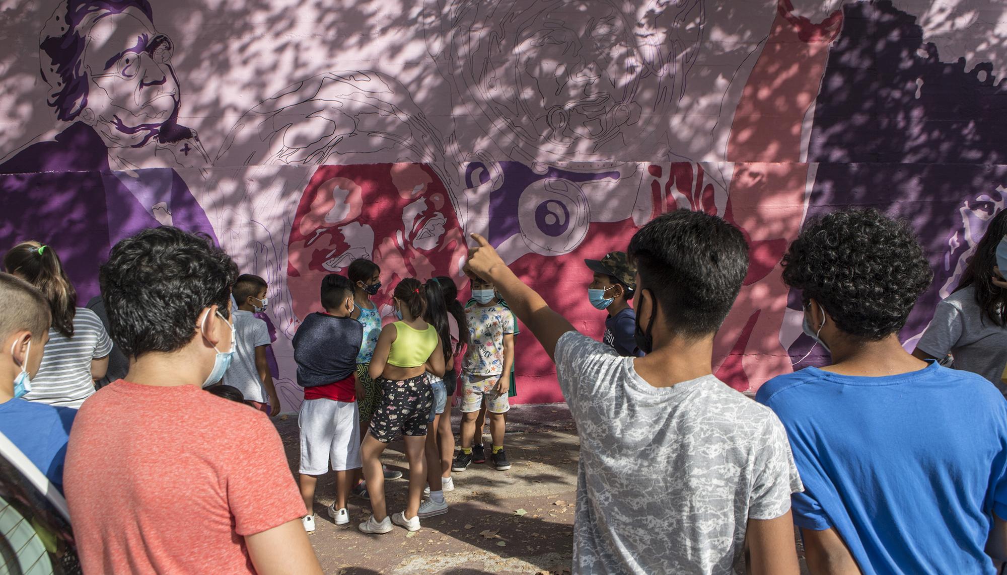 Reconstrucción del mural feminista de La Concepción en Ciudad Lineal, Madrid - 3
