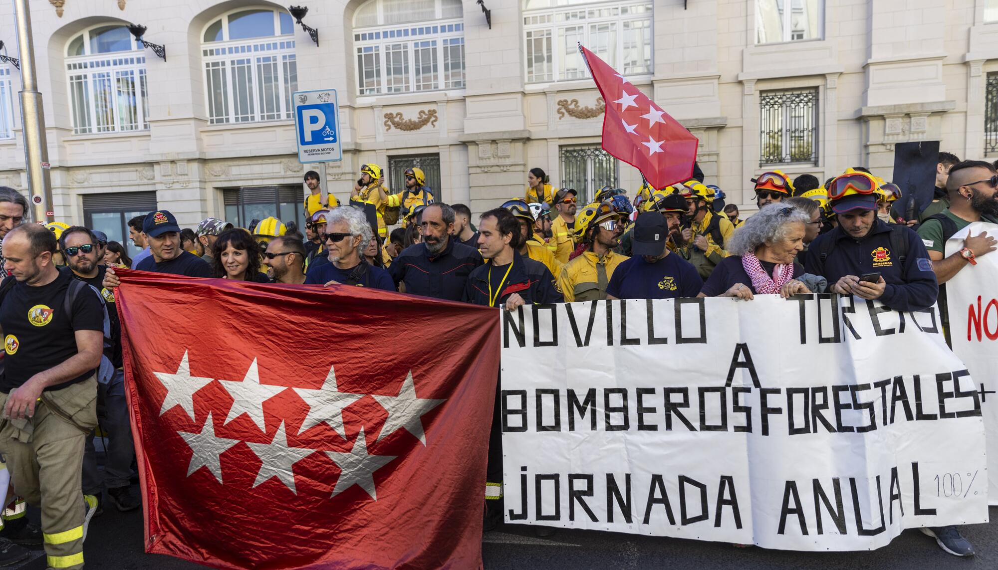 Manifestación bomberos forestales 18 octubre - 15