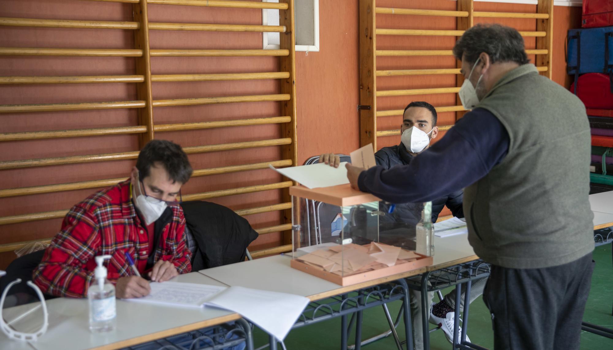 Elecciones 4M Comunidad de Madrid Colegio Lepanto - 5