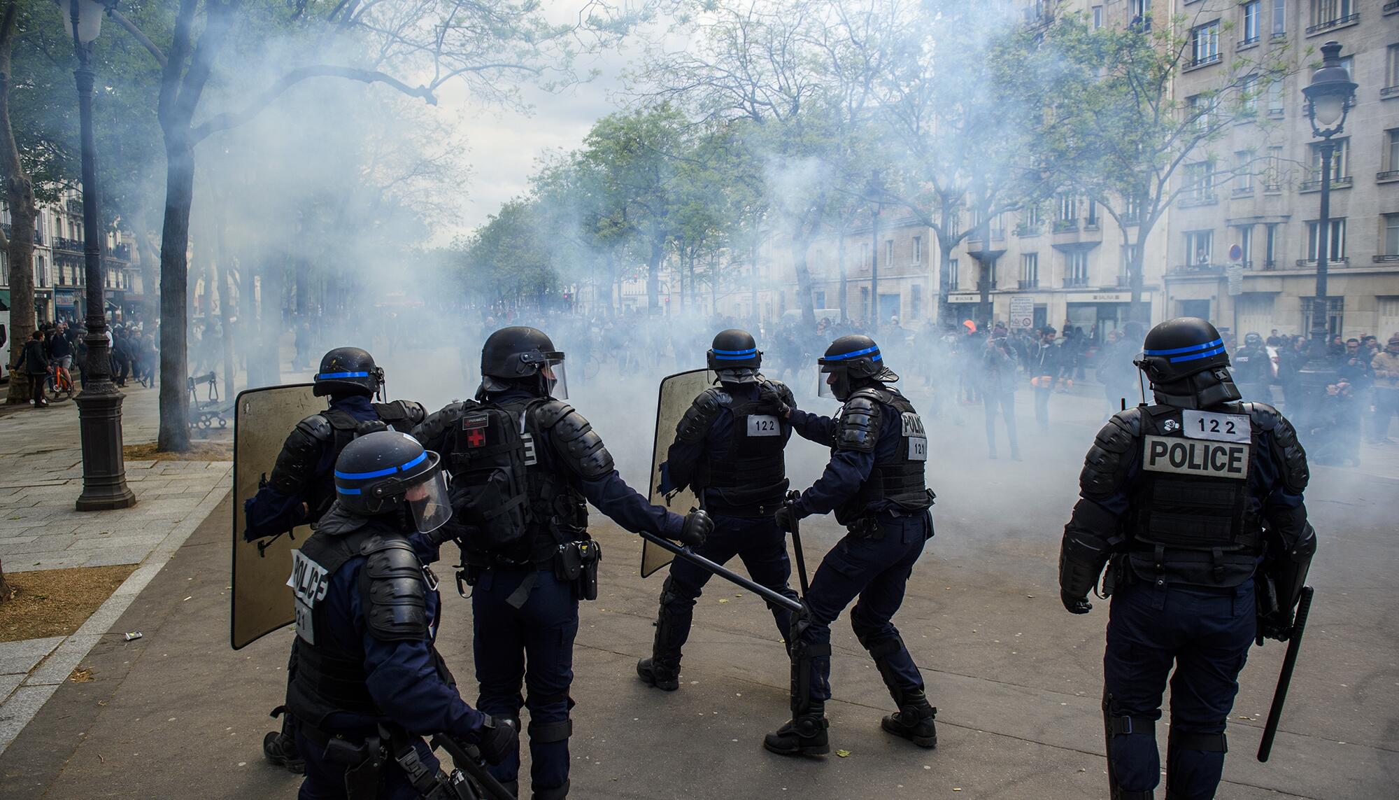 Policía Francia - 4