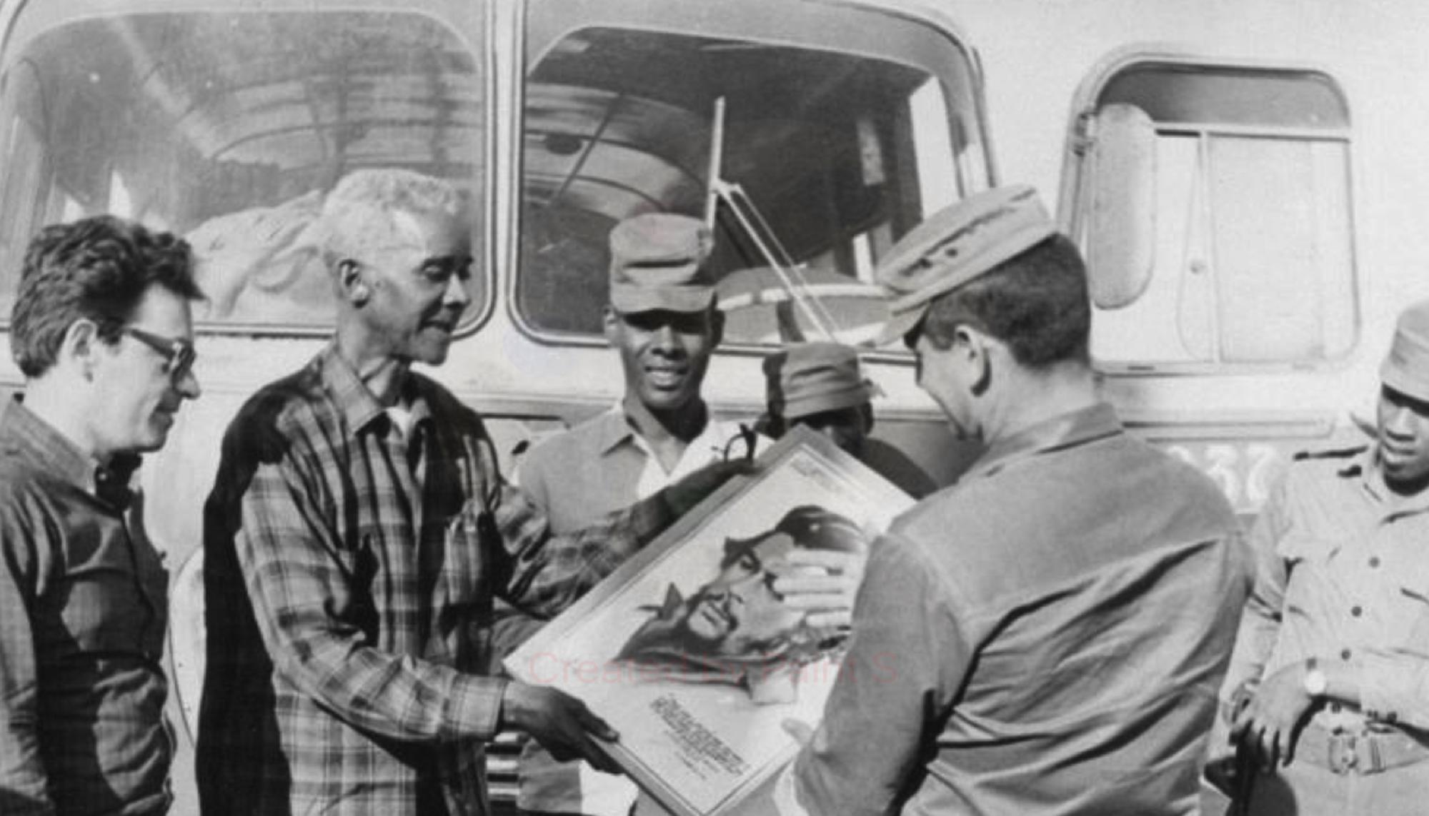 CLR James durante su visita a Cuba (1968)