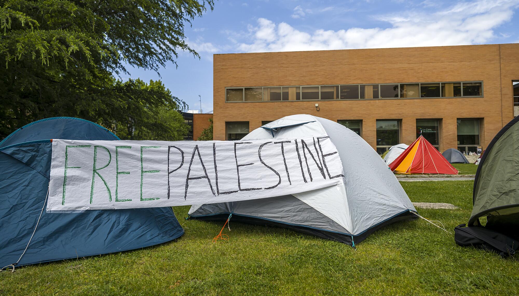 Acampada Palestina Complutense 14-05-25 - 10