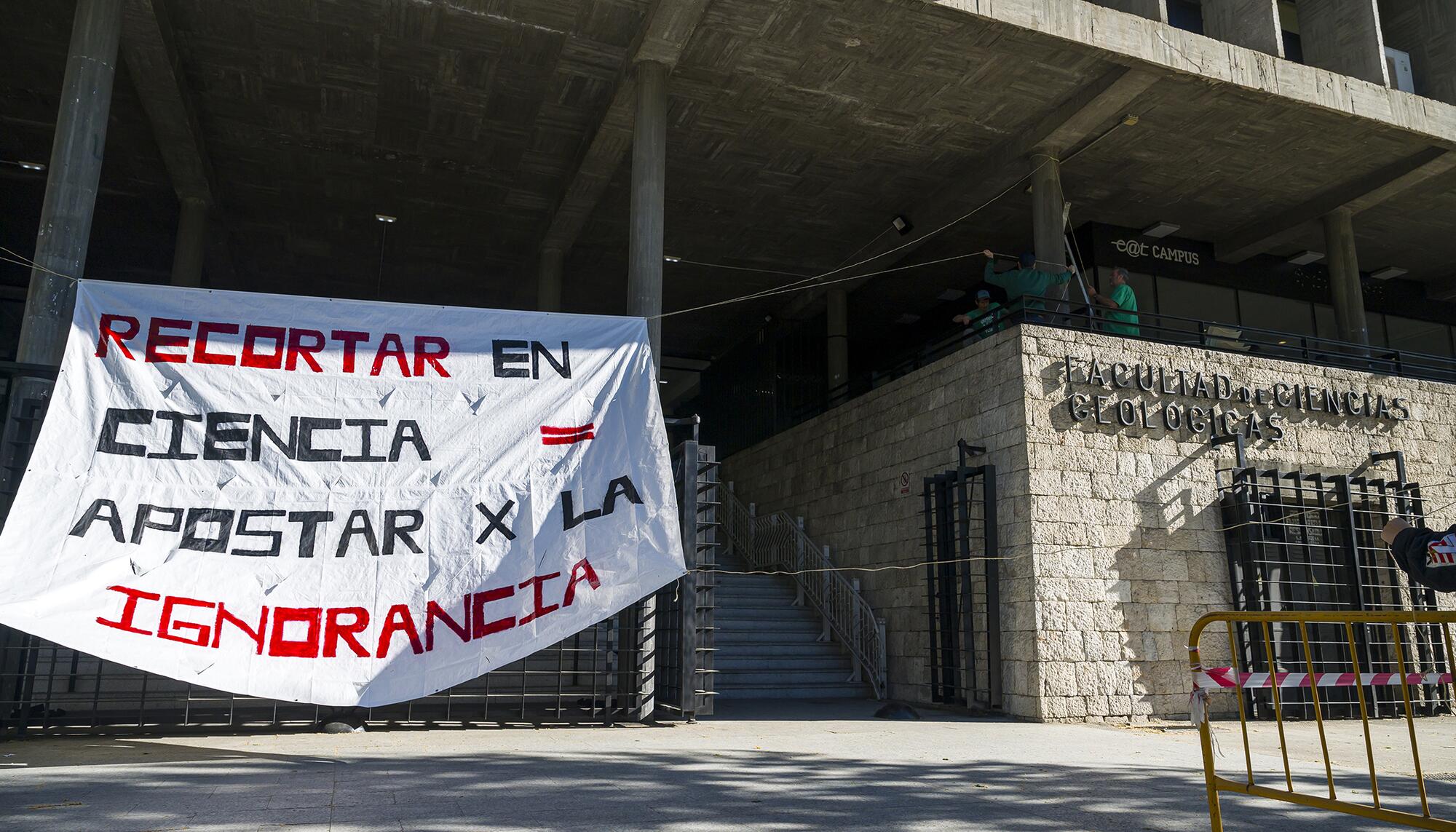 Piquetes Complutense - 13