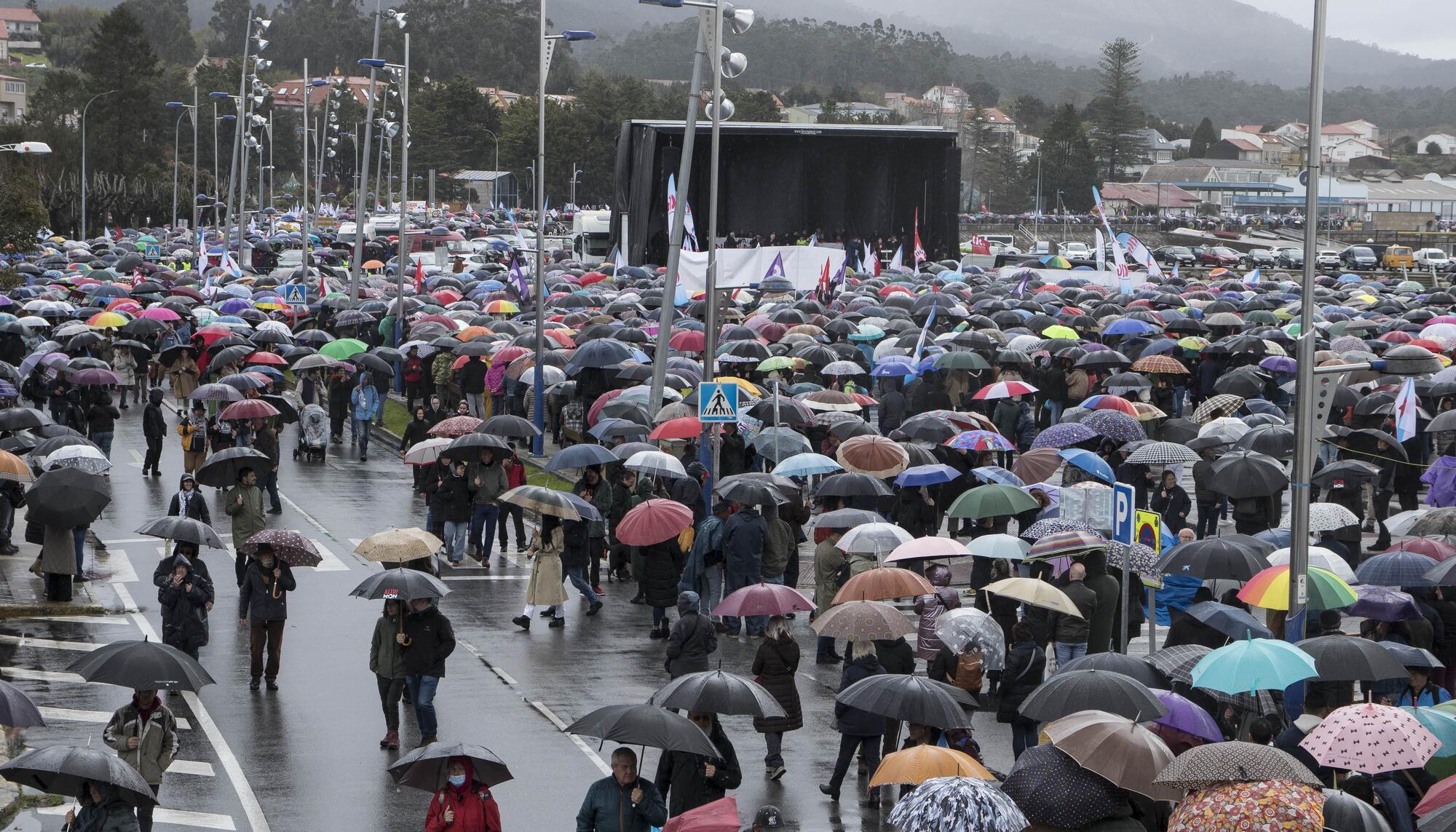 Manifestación A Pobra Altri Mina Touro - 6