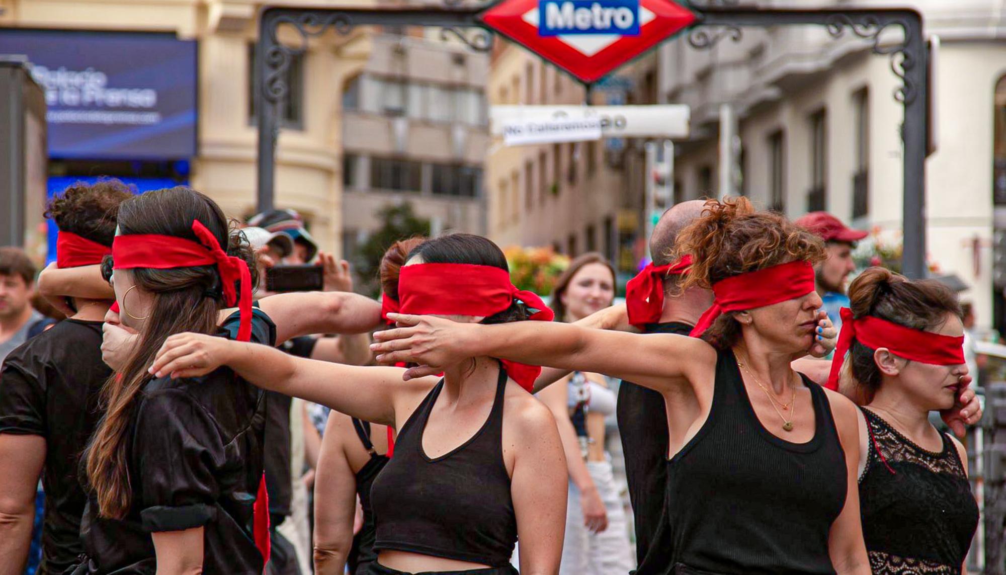 Acción contra la censura realizada en la plaza de Callao (Madrid)