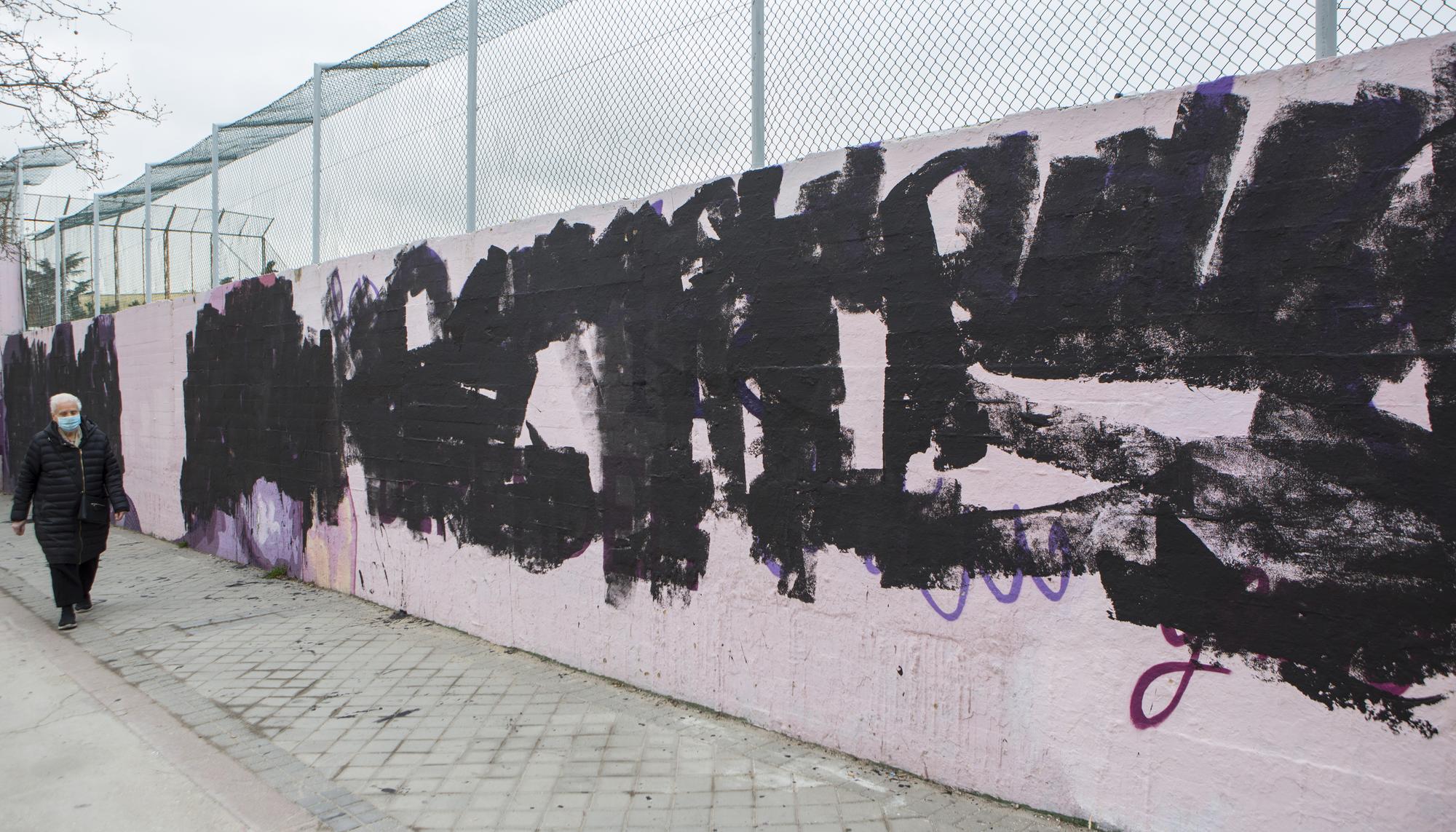 ataque al mural feminista en el barrio de la Concepción por el 8M  - 2