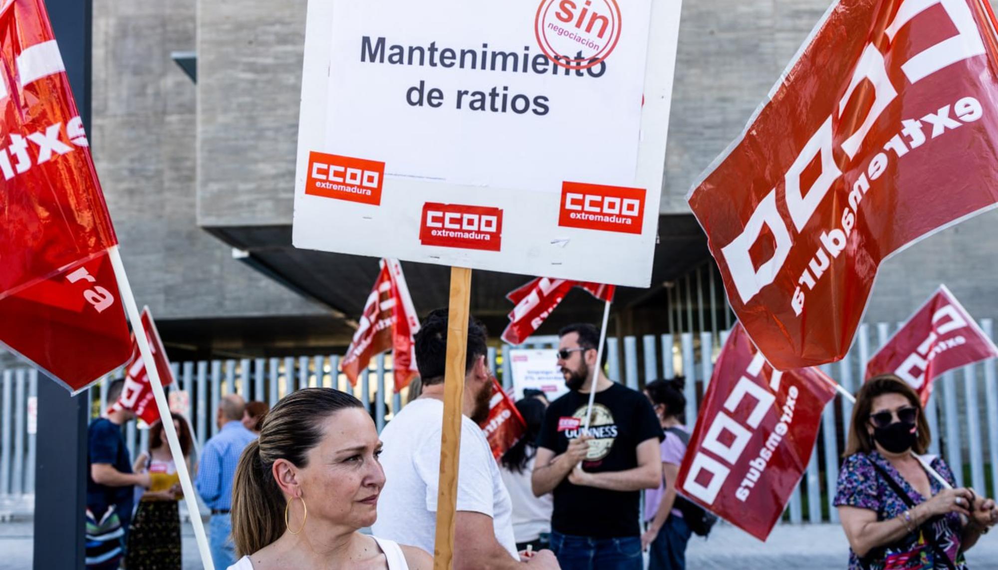 Protesta profesorado educación ratios Extremadura