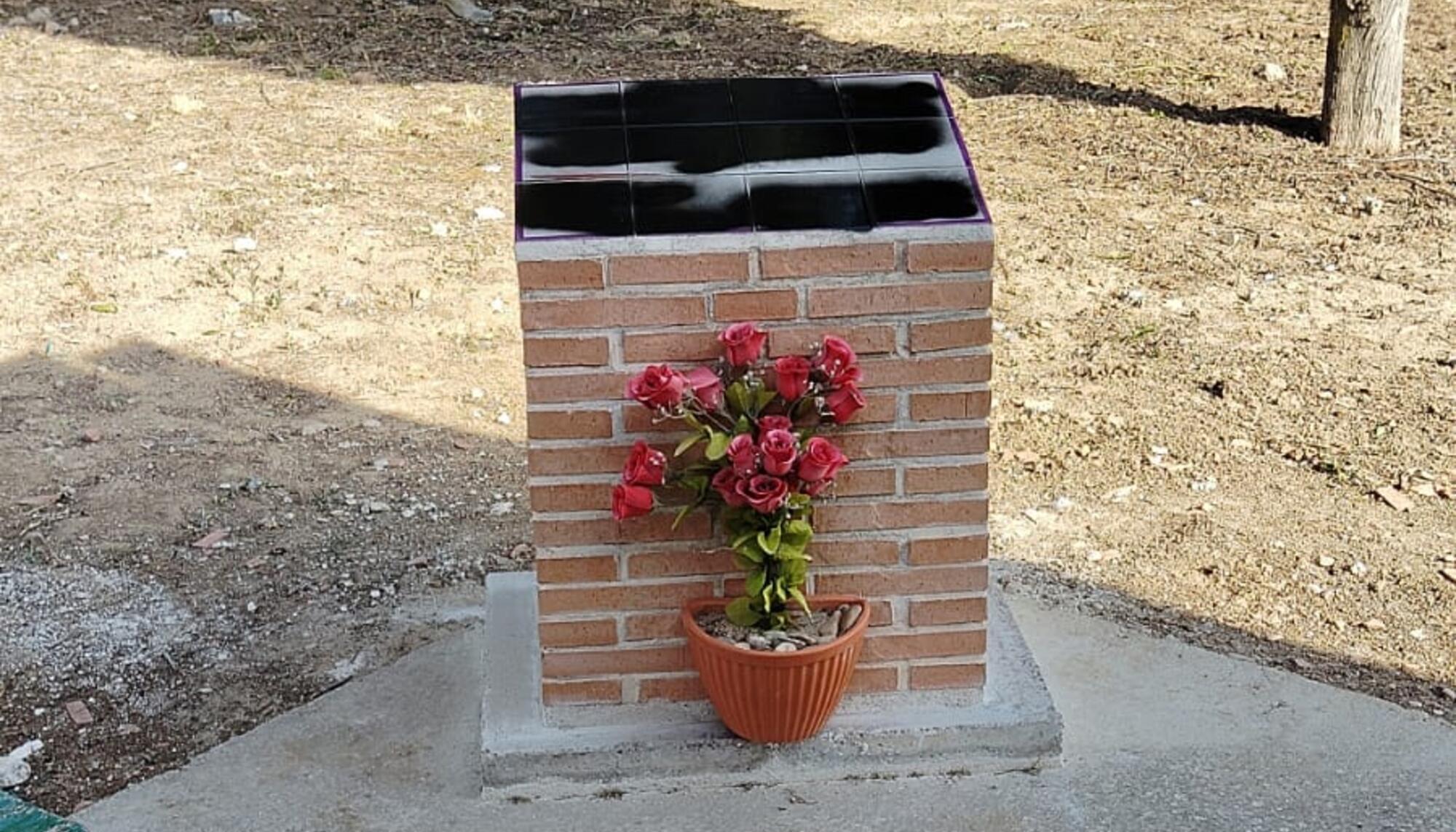 Memorial Fuensalida vandalizado