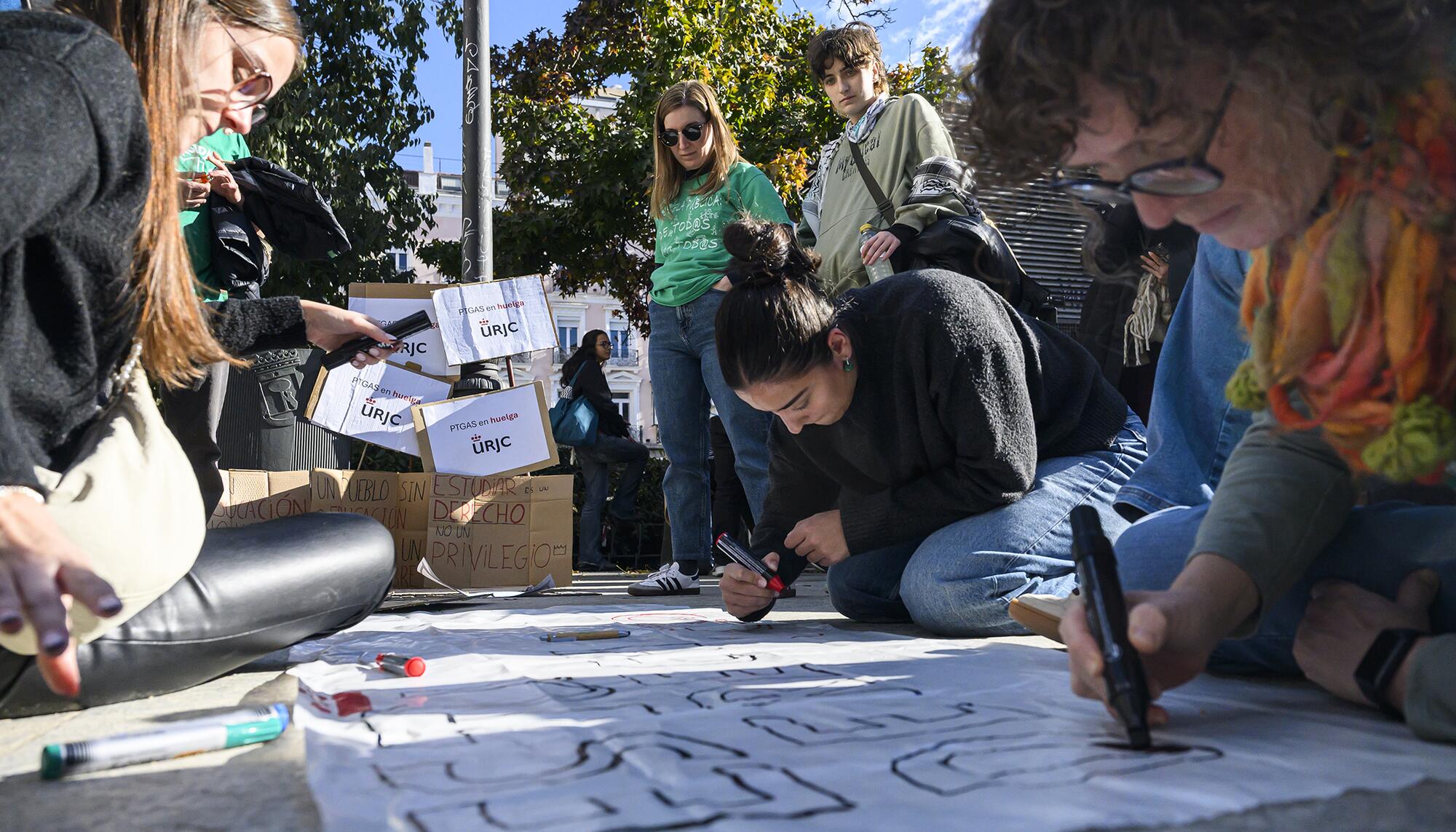 Huelga Universidad 25