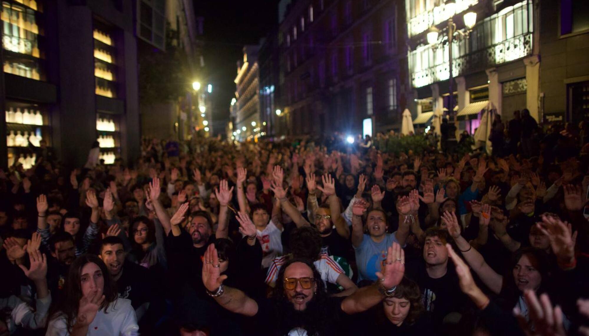 Marcha al Congreso por la muerte de Maricarmen - 2