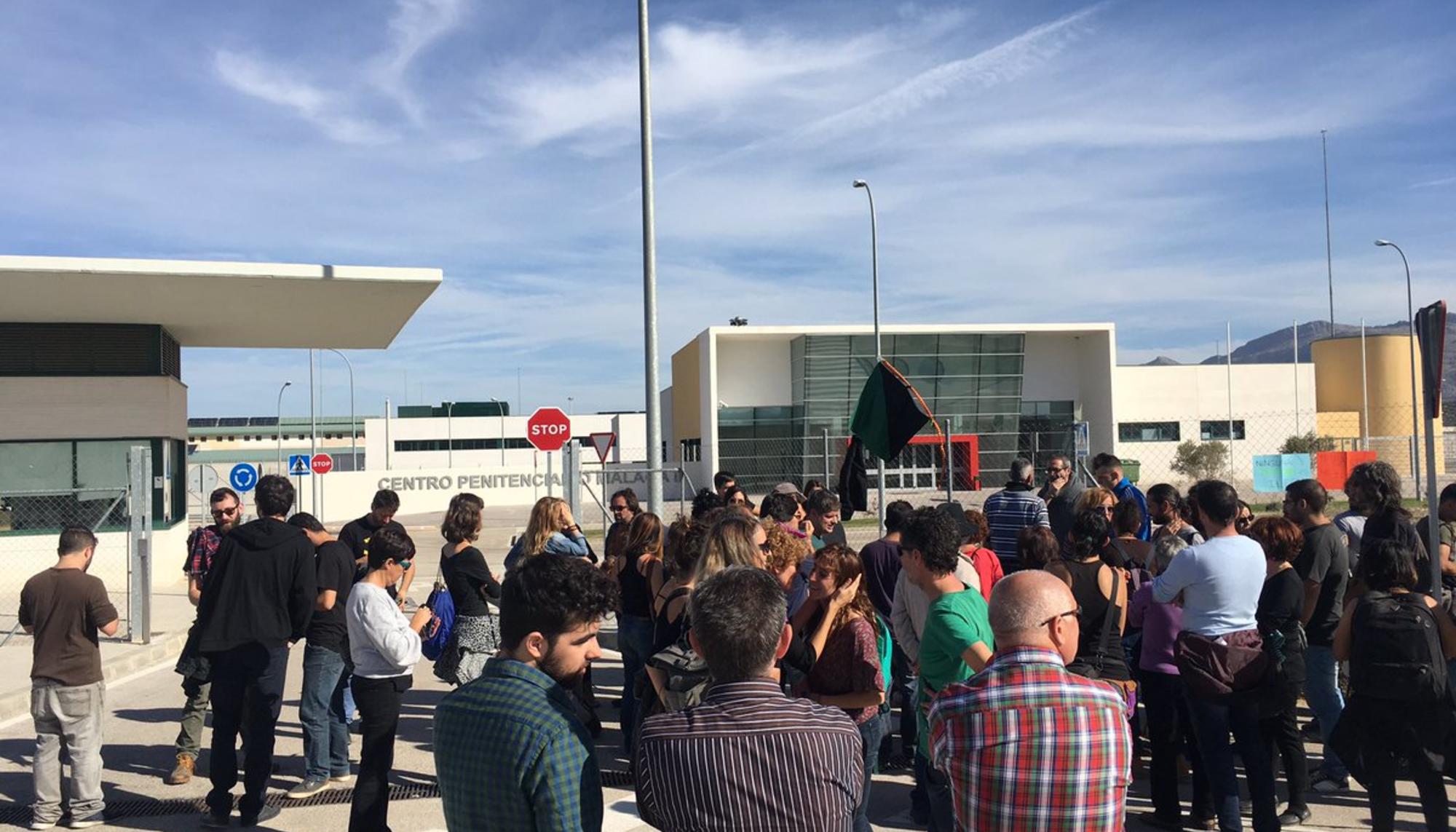 Protesta frente centro penitenciario de Málaga II de Archidona