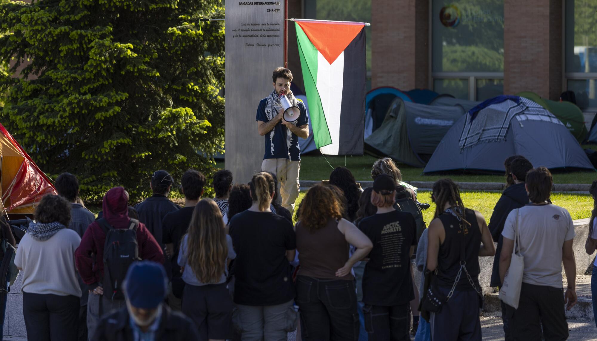 Acampada Palestina Complutense 14-05-25 - 6