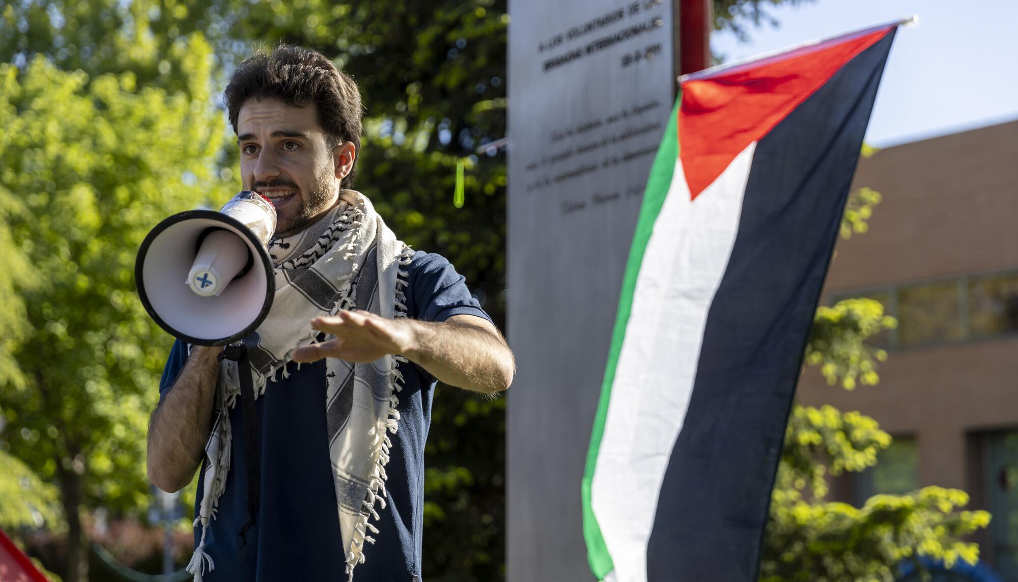 Acampada Palestina Complutense 14-05-25 - 7