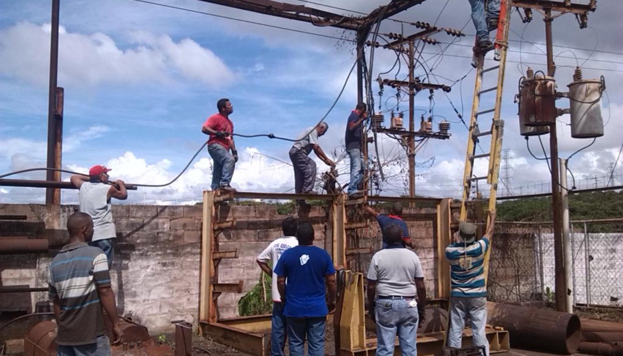 Primera Batalla Productiva INDORCA: reparando la red eléctrica.