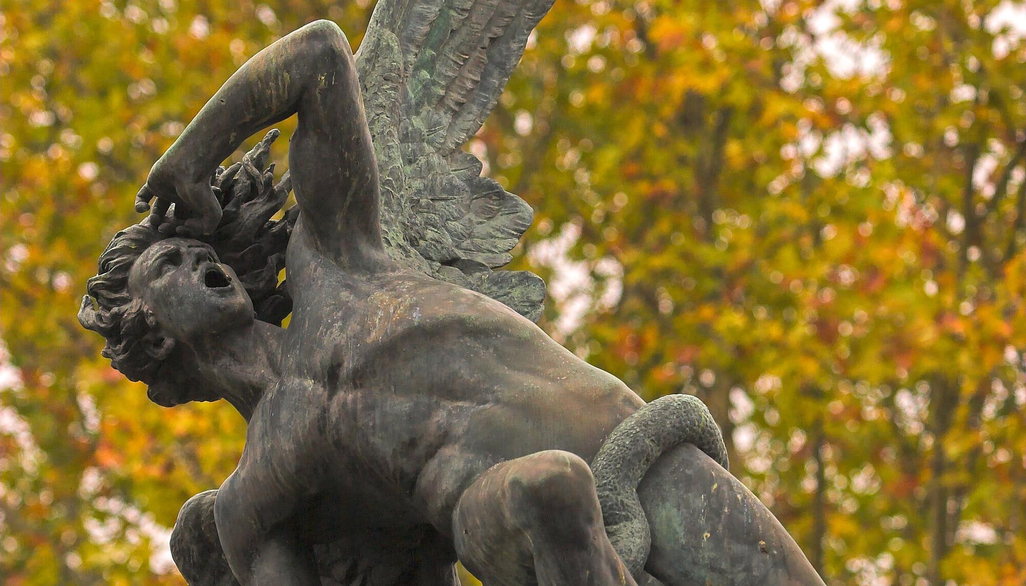 Fuente del Ángel Caído