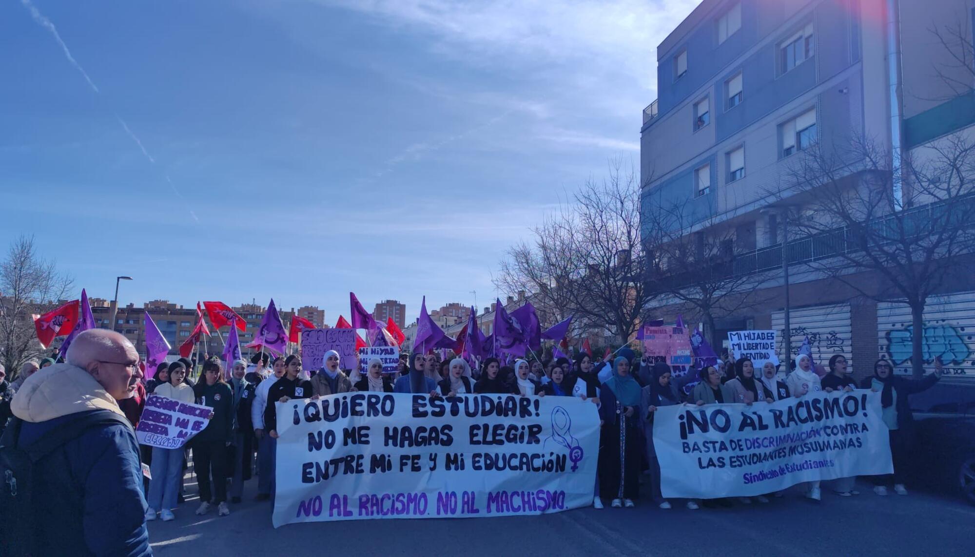 Manifestación institutos de Parla 