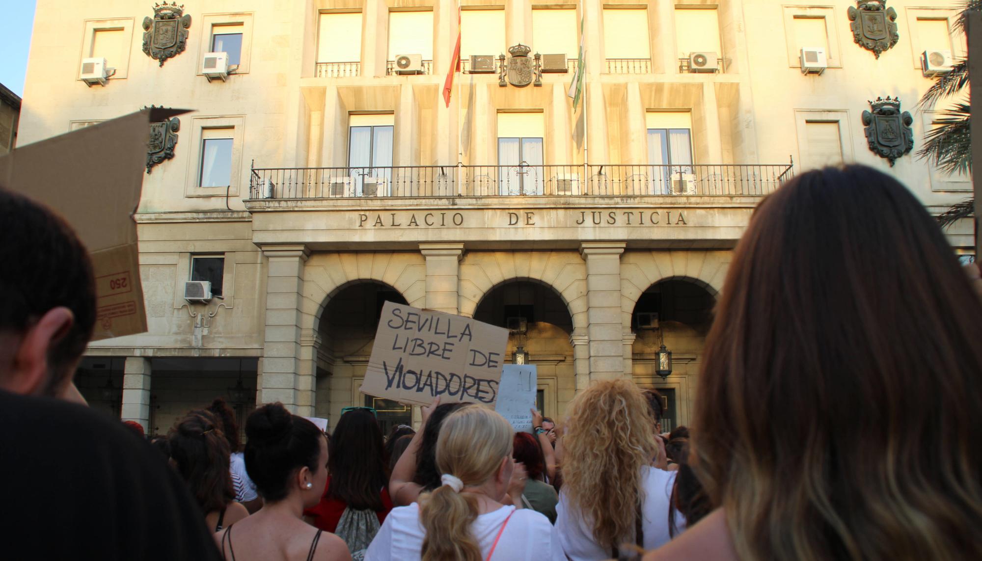 Manifestación libertad Manada Sevilla - 4