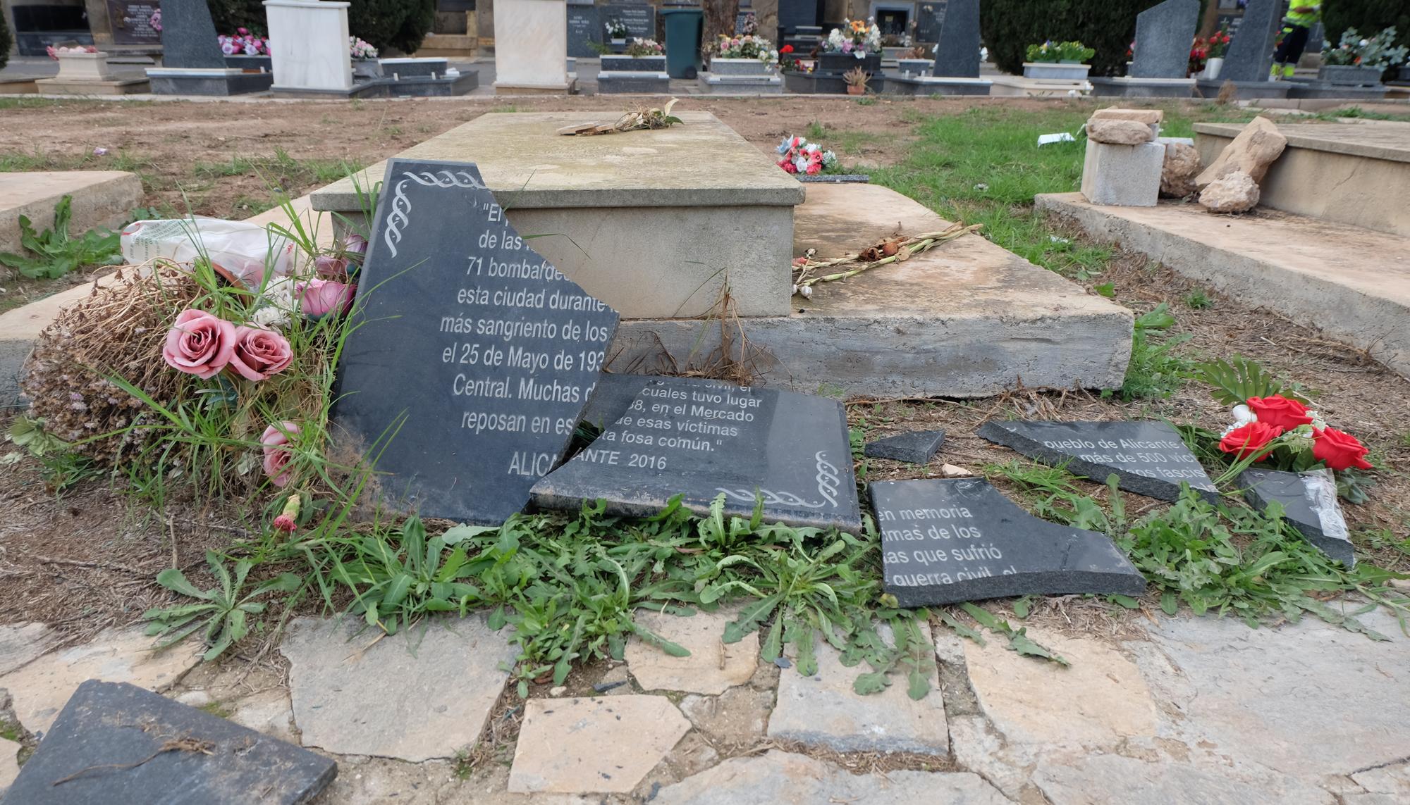 placa vandalizada cementerio alicante