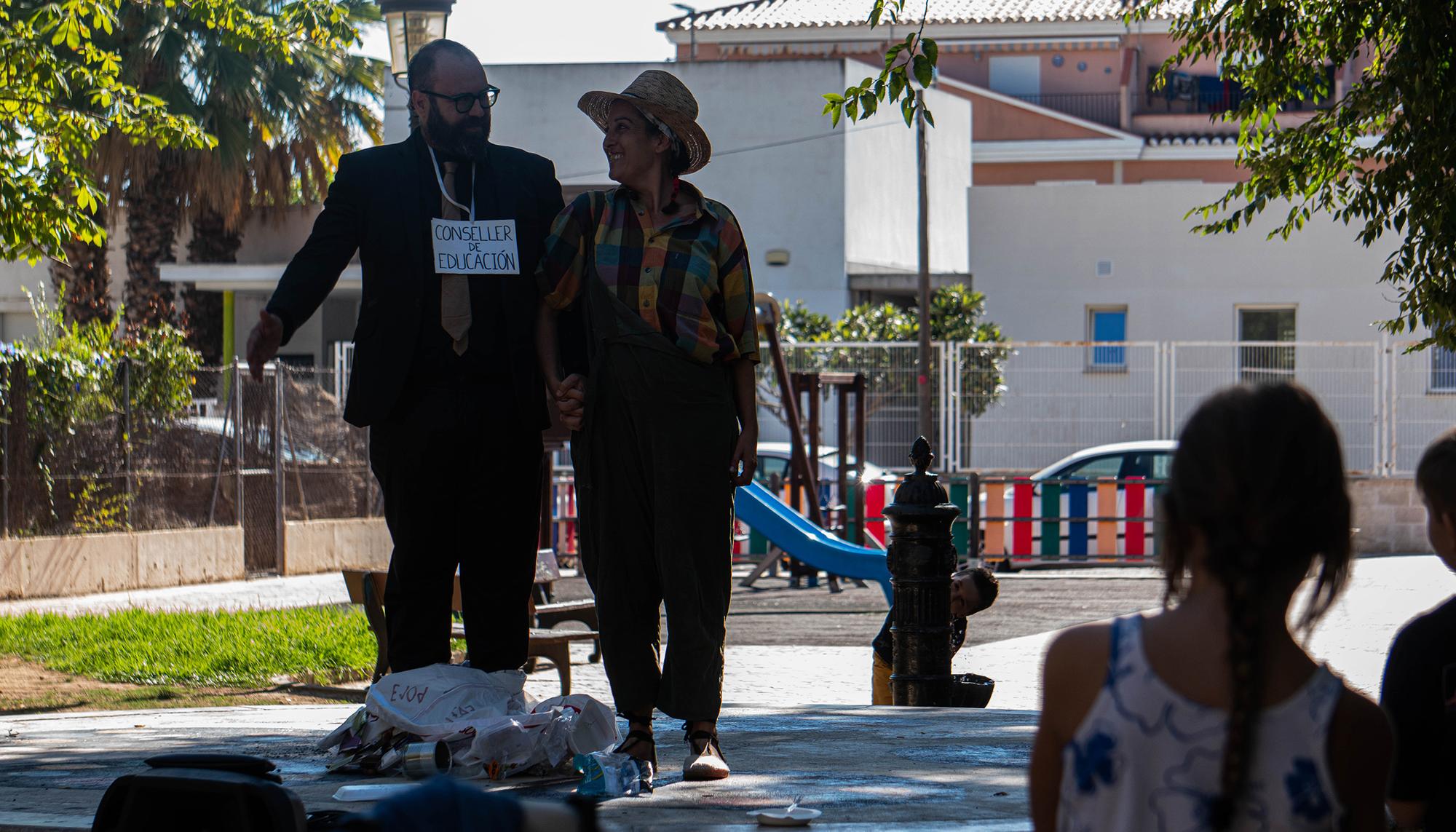 David Trashumante e Ysa Cruz finalizan la performance en Navajas 