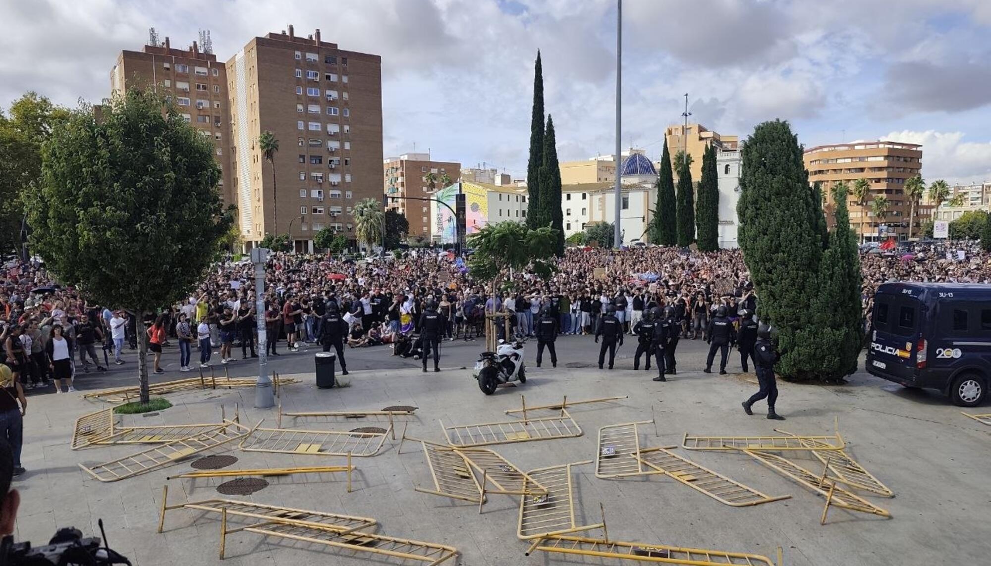 Manifestación por la vivienda en València.