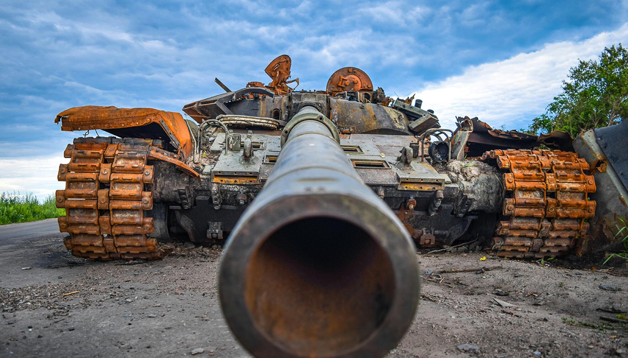 Tanque apuntando