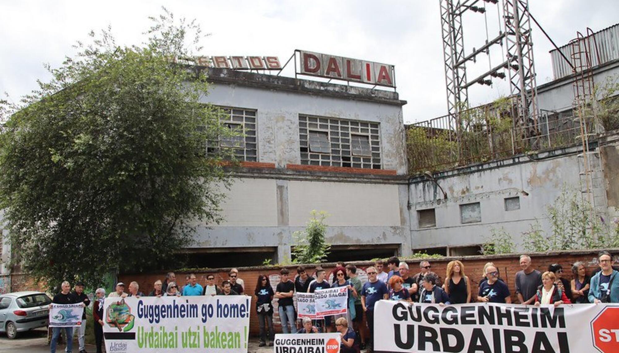 Derribo Dalia Guggenheim Urdaibai