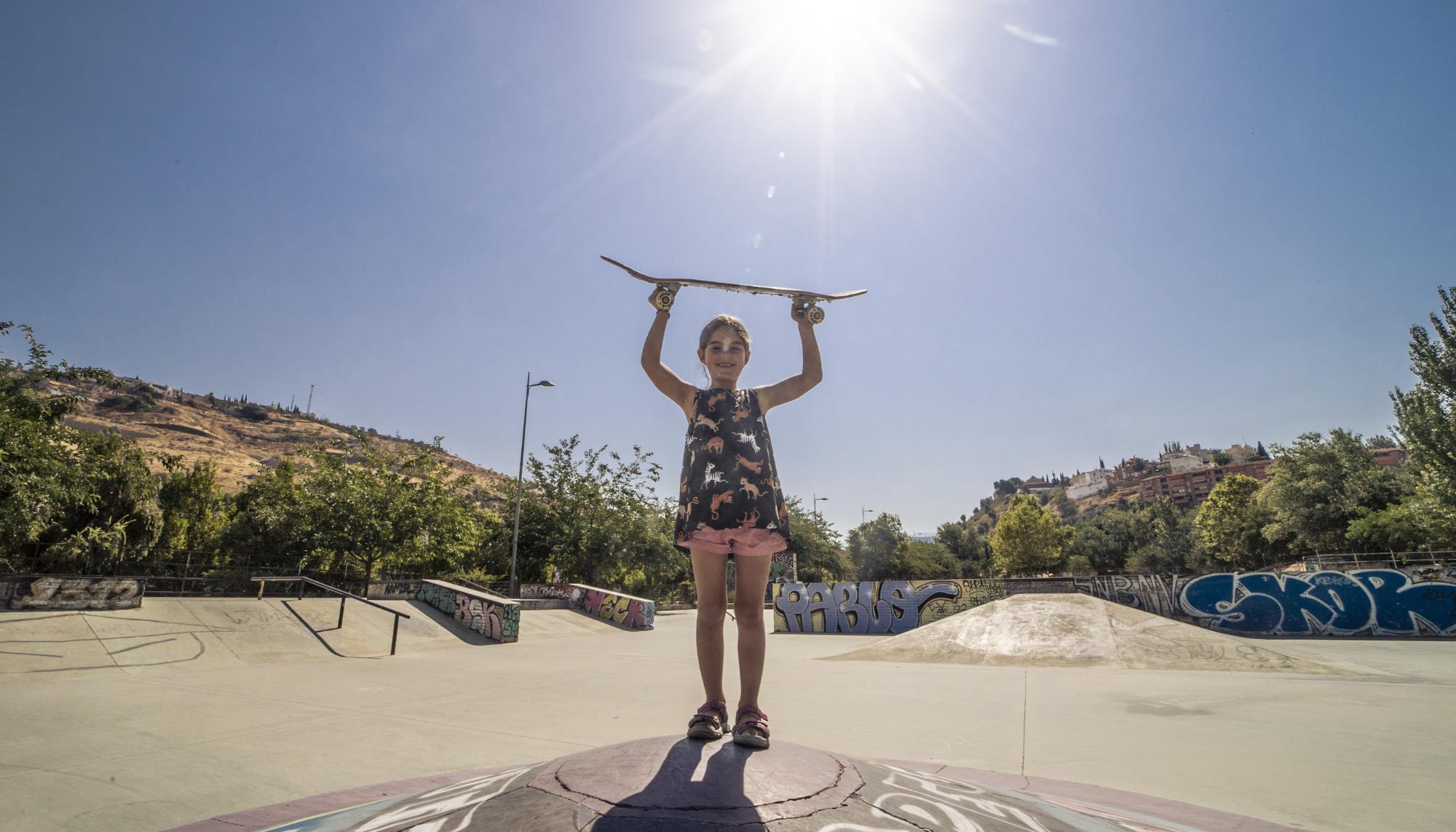 Skaters en el skatepark Bola de Oro, Granada - 3